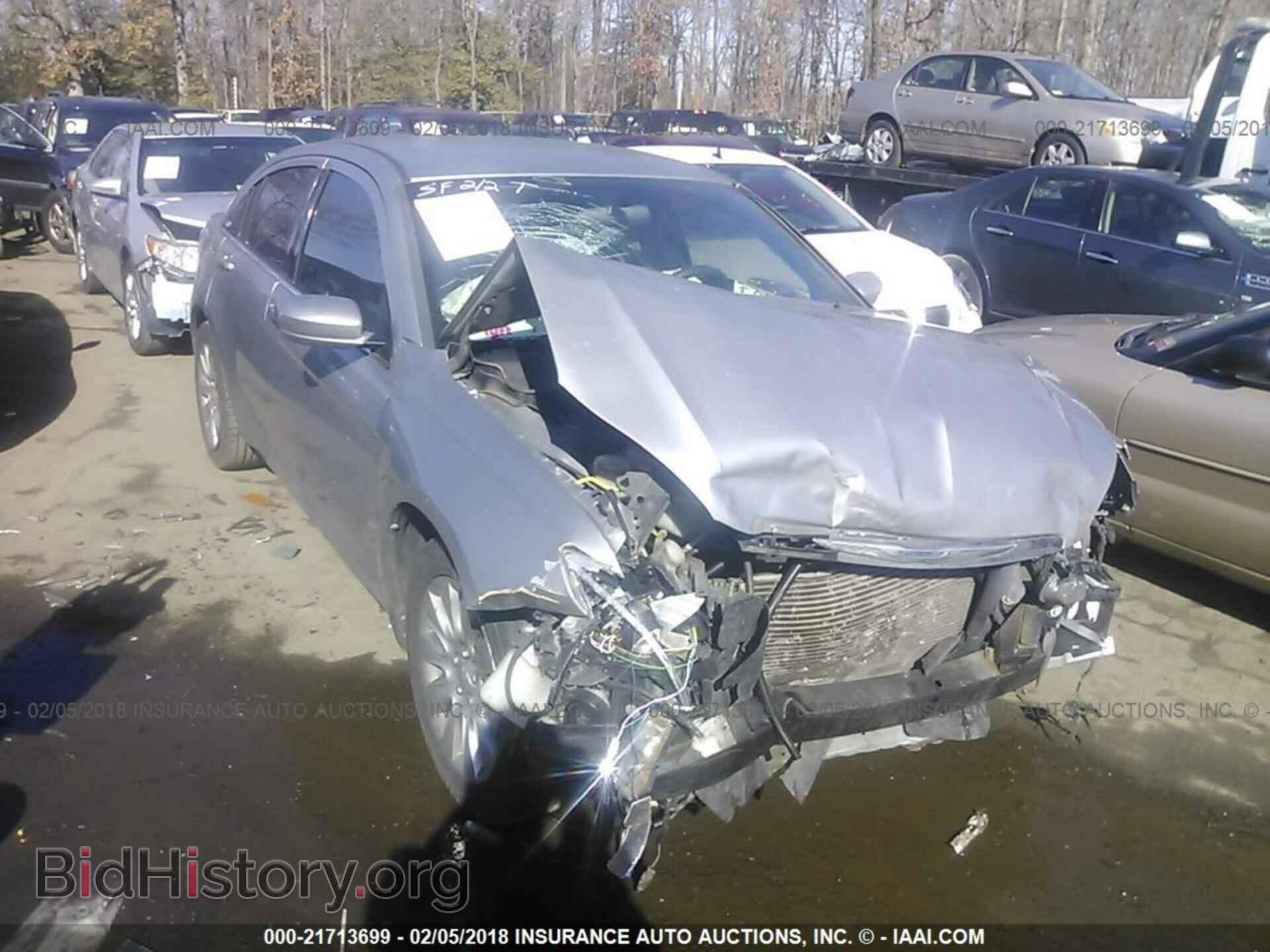 Photo 1C3CCBAB2DN685812 - Chrysler 200 2013