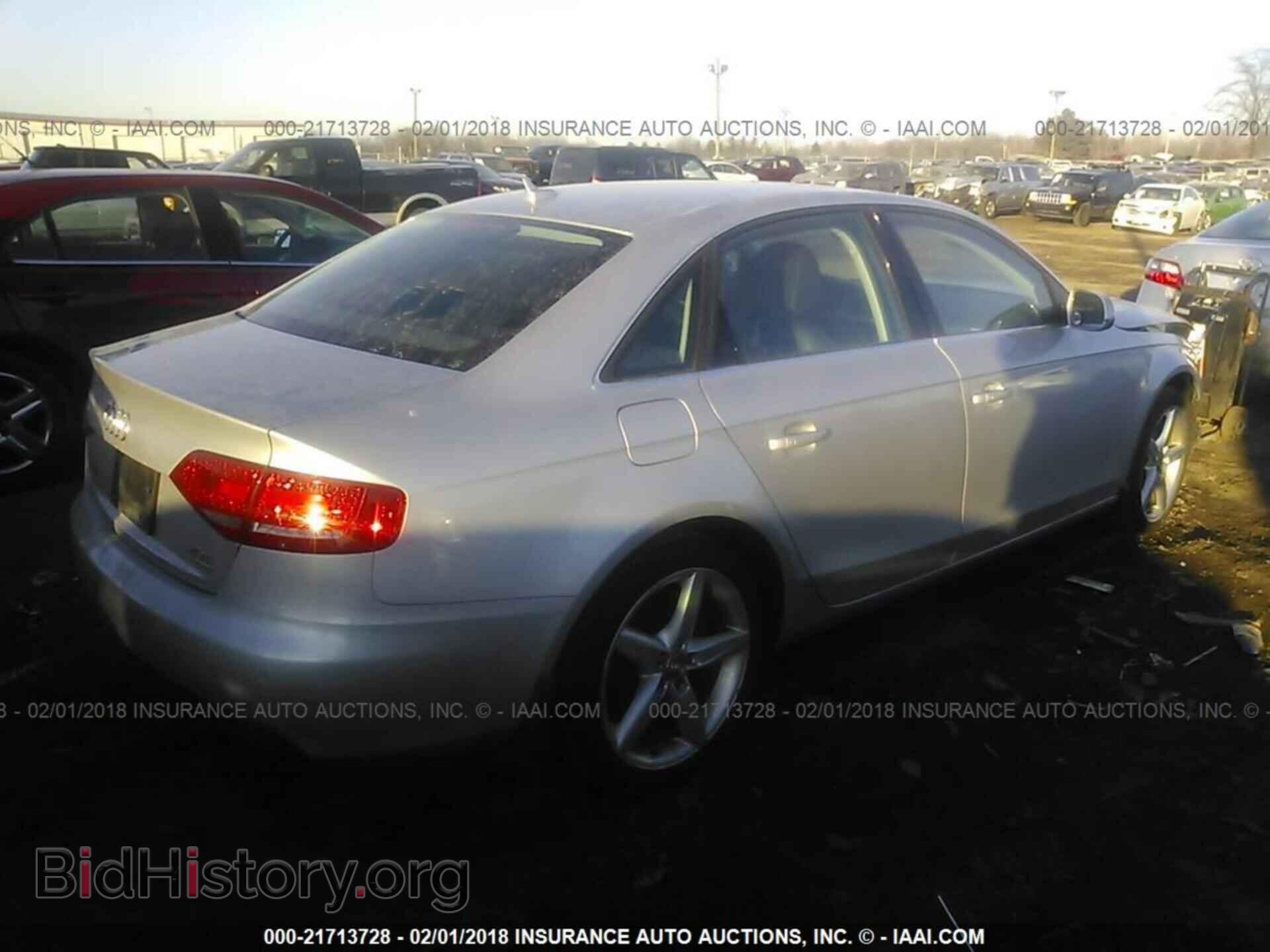 2011 Audi A4 - VIN: WAUKFAFL2BN042252 - Фото 4