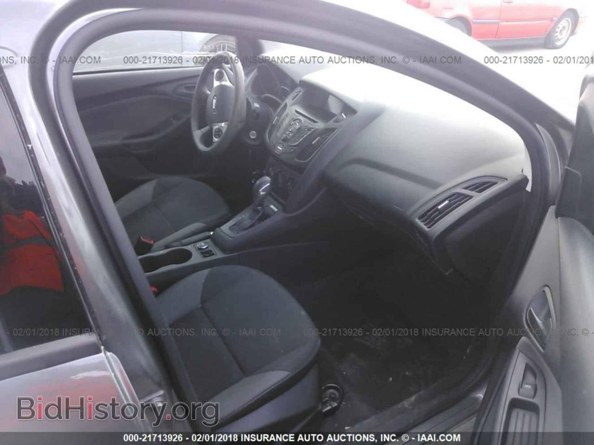2014 Ford Focus - VIN: 1FADP3E25EL227009 - Photo 5