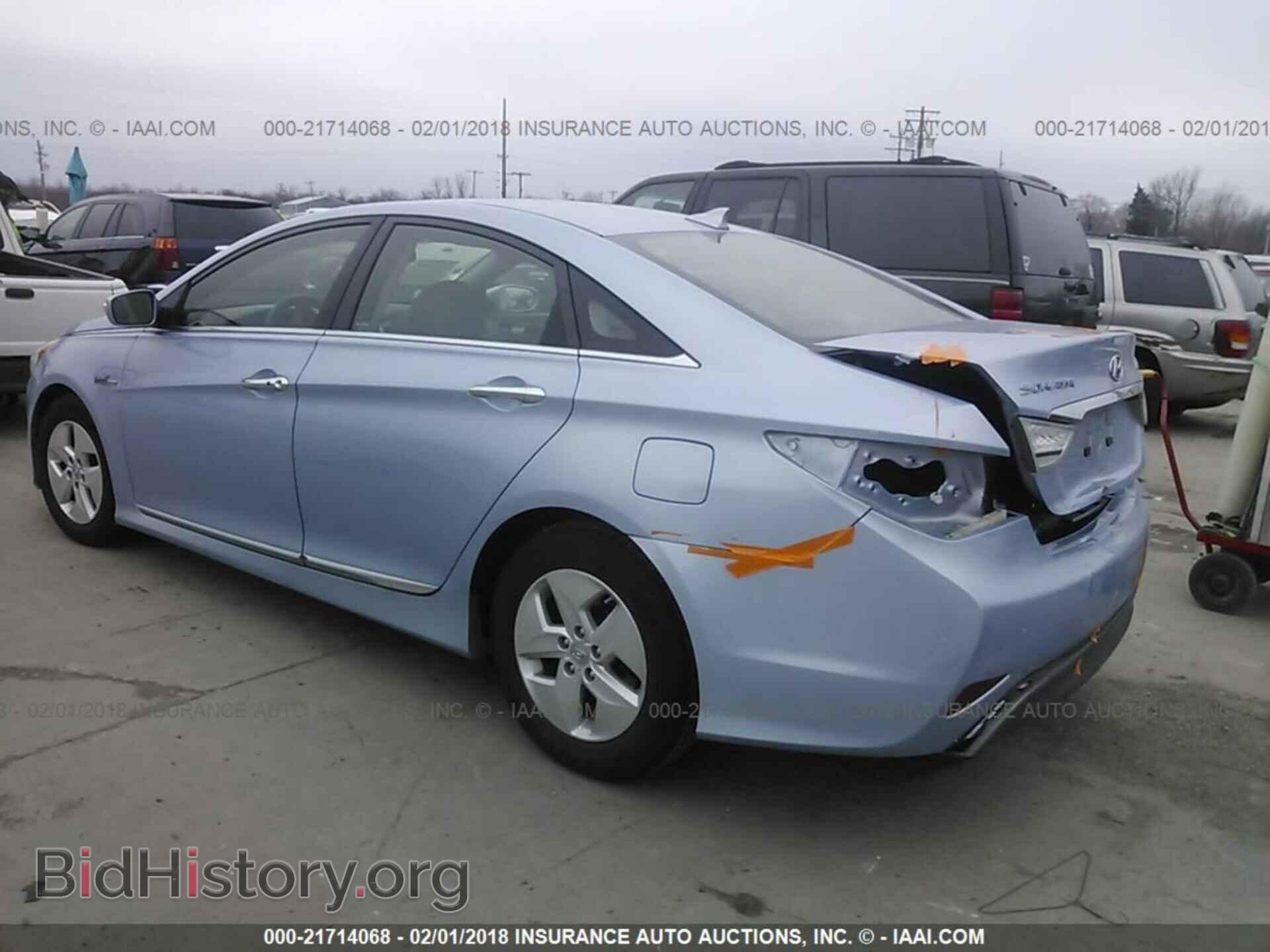 2012 Hyundai Sonata - VIN: KMHEC4A41CA022511 - Фото 3