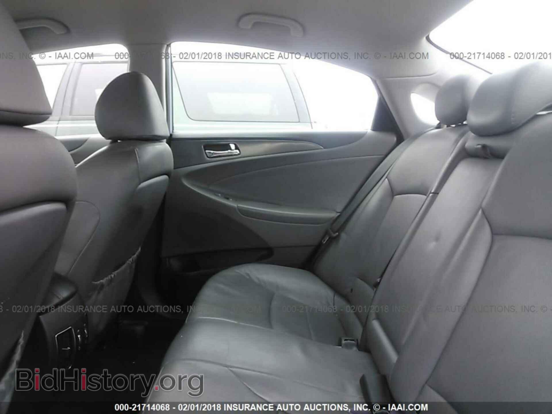 2012 Hyundai Sonata - VIN: KMHEC4A41CA022511 - Фото 8