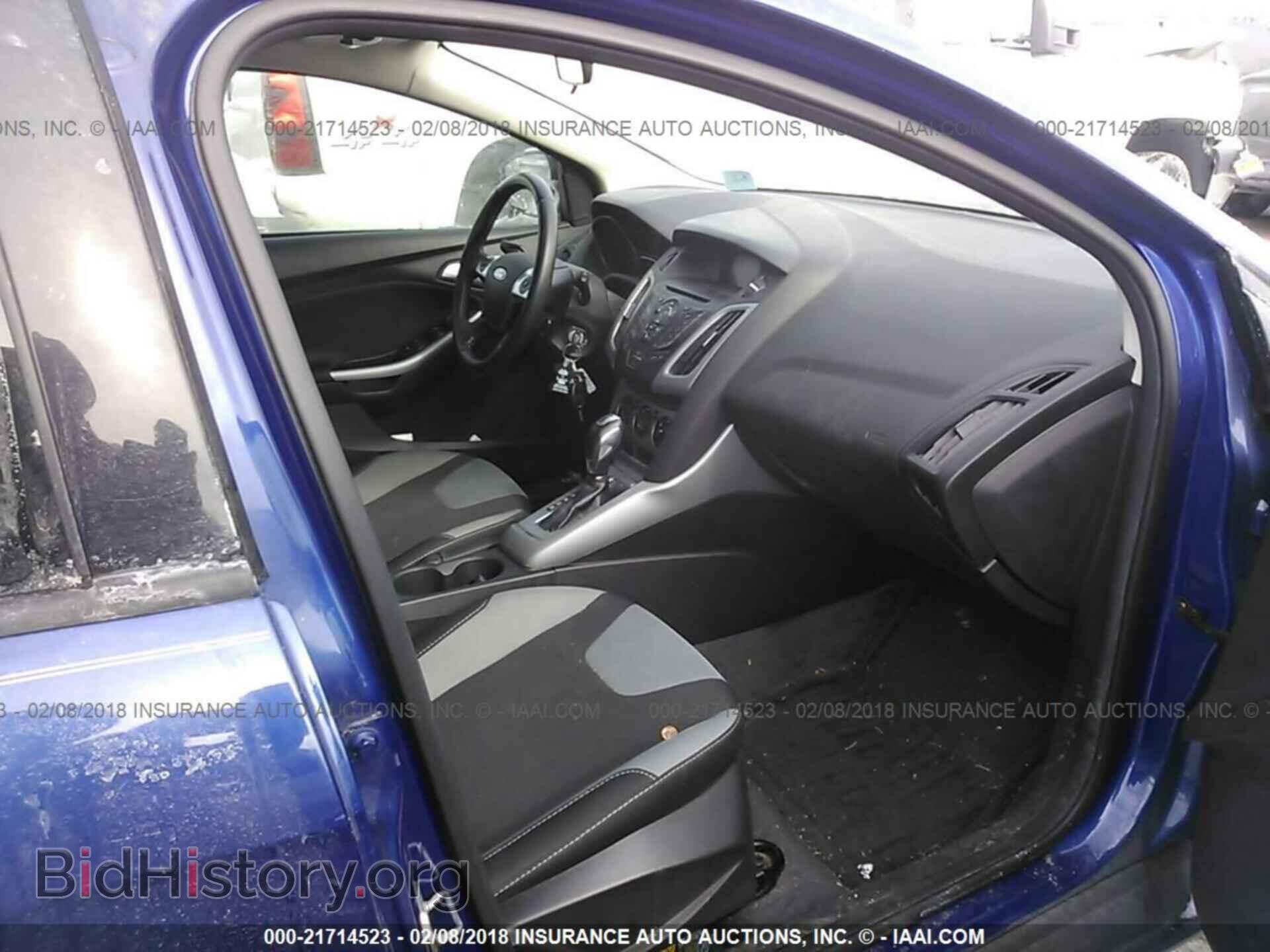 2012 Ford Focus - VIN: 1FAHP3K27CL304417 - Photo 5