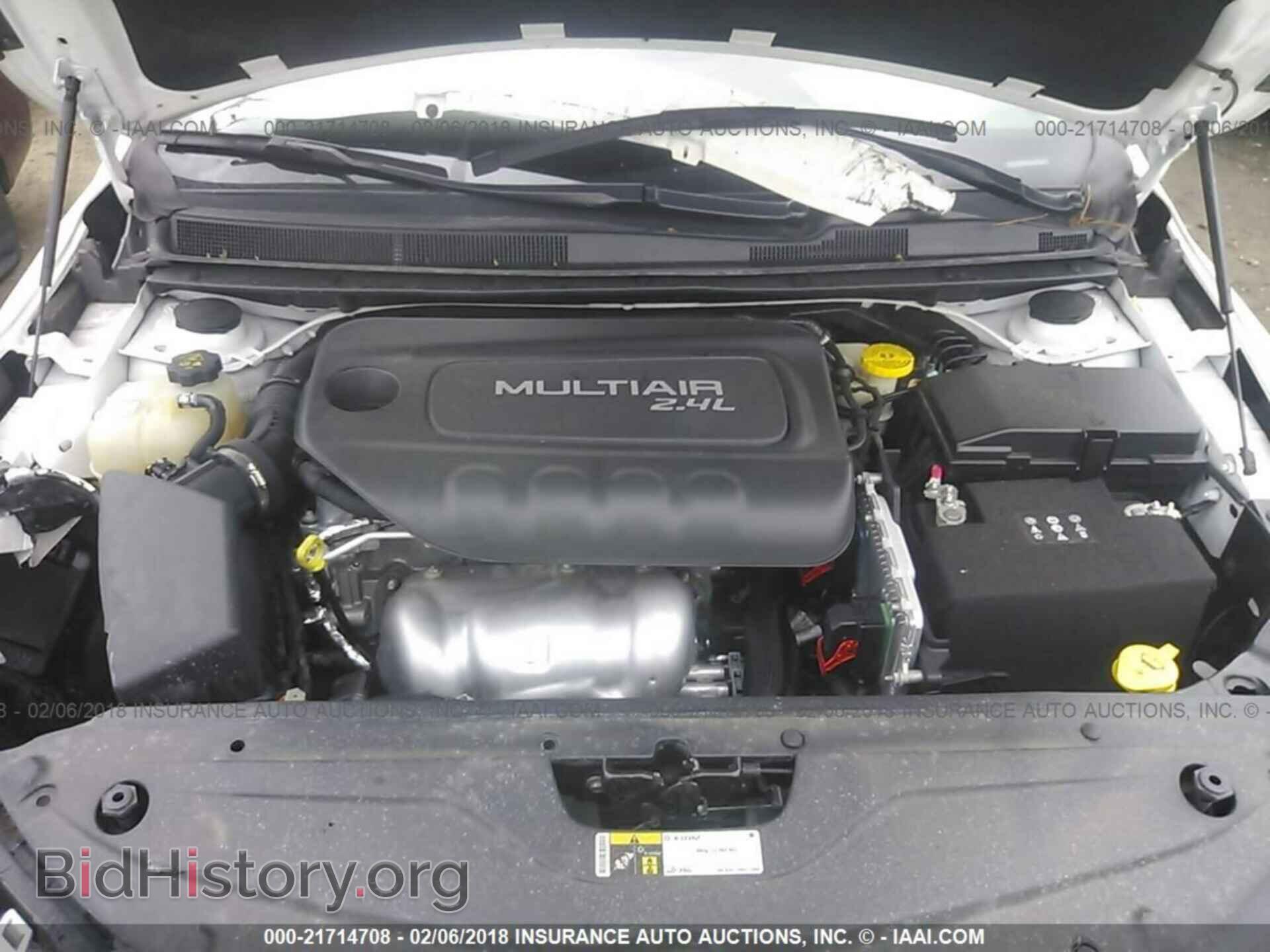 2015 Chrysler 200 - VIN: 1C3CCCAB4FN725686 - Фото 10