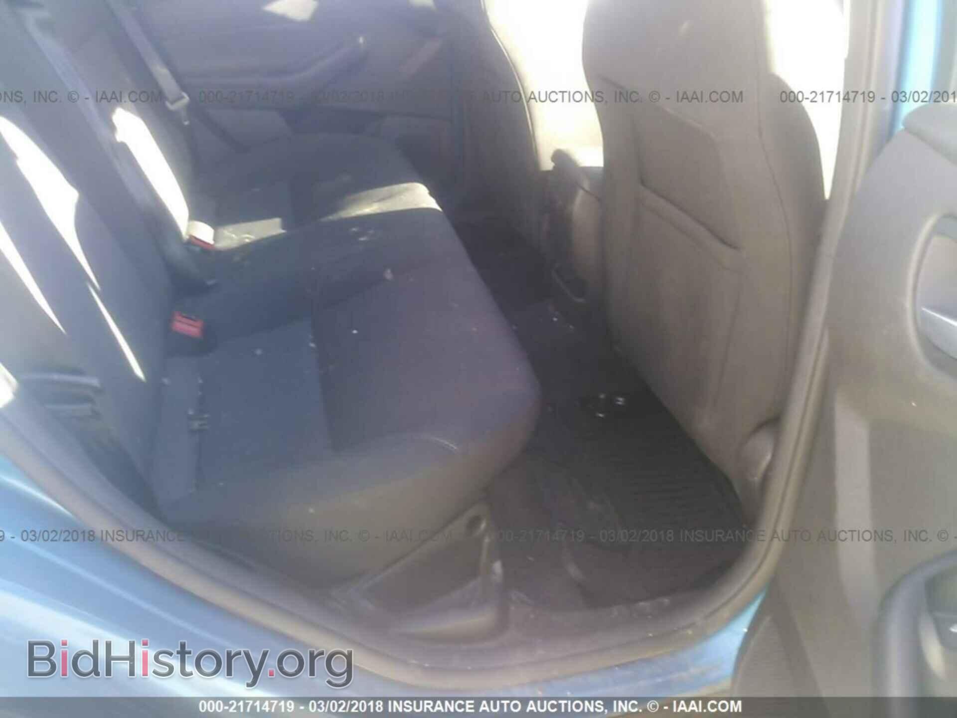 2017 Ford Focus - VIN: 1FADP3F24HL242992 - Photo 8