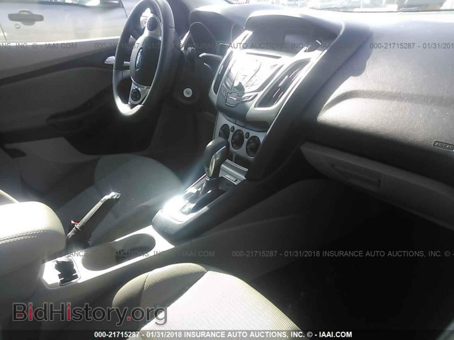 2014 Ford Focus - VIN: 1FADP3F26EL353605 - Photo 5