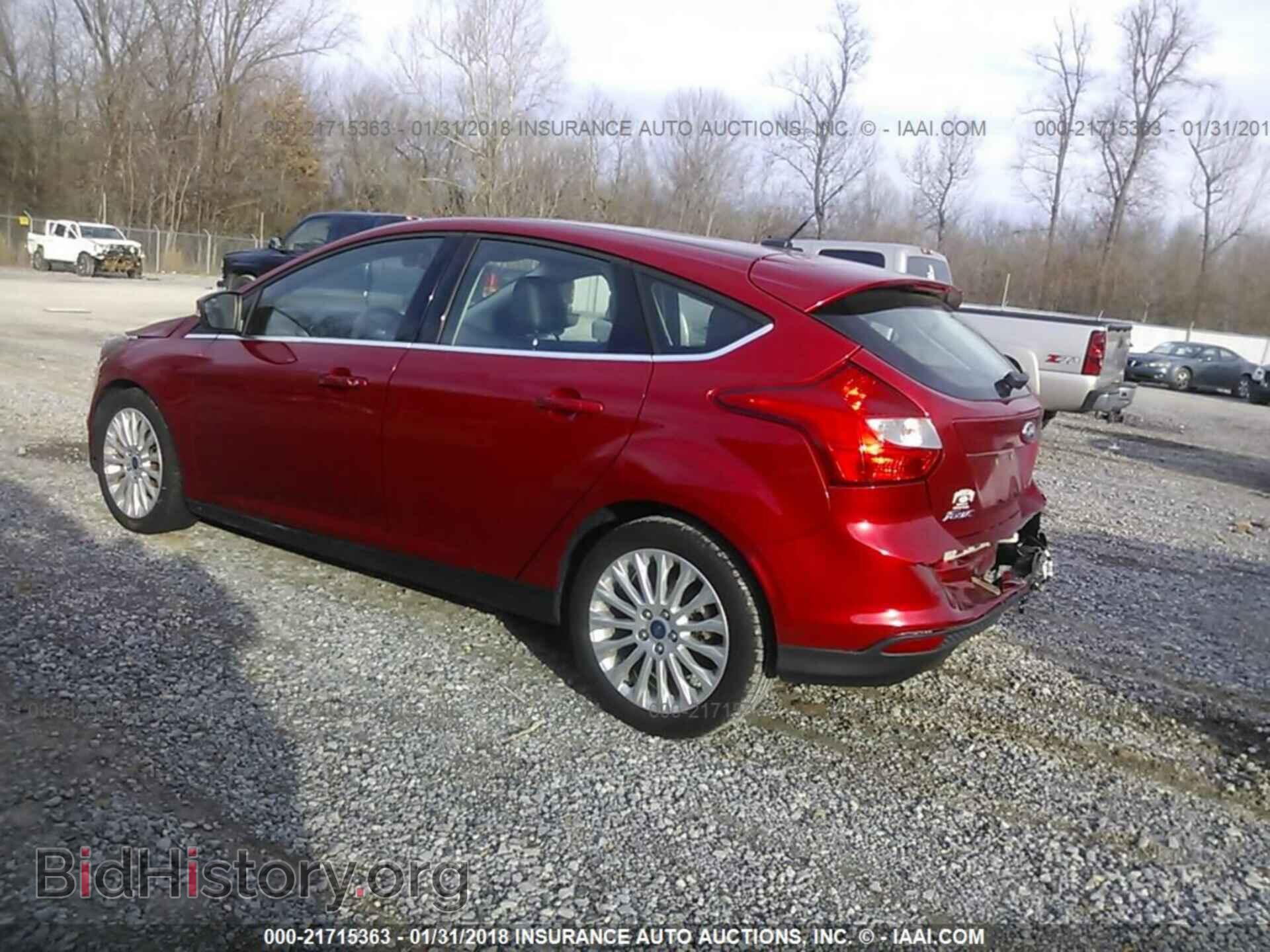 2012 Ford Focus - VIN: 1FAHP3N21CL300083 - Photo 3