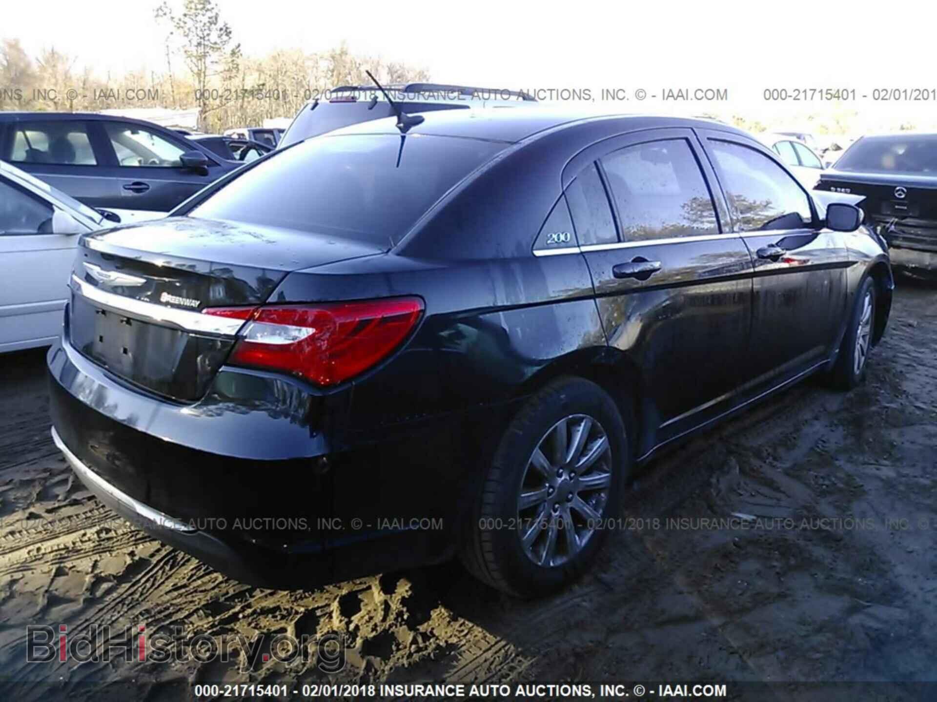 2013 Chrysler 200 - VIN: 1C3CCBBB3DN541958 - Photo 4