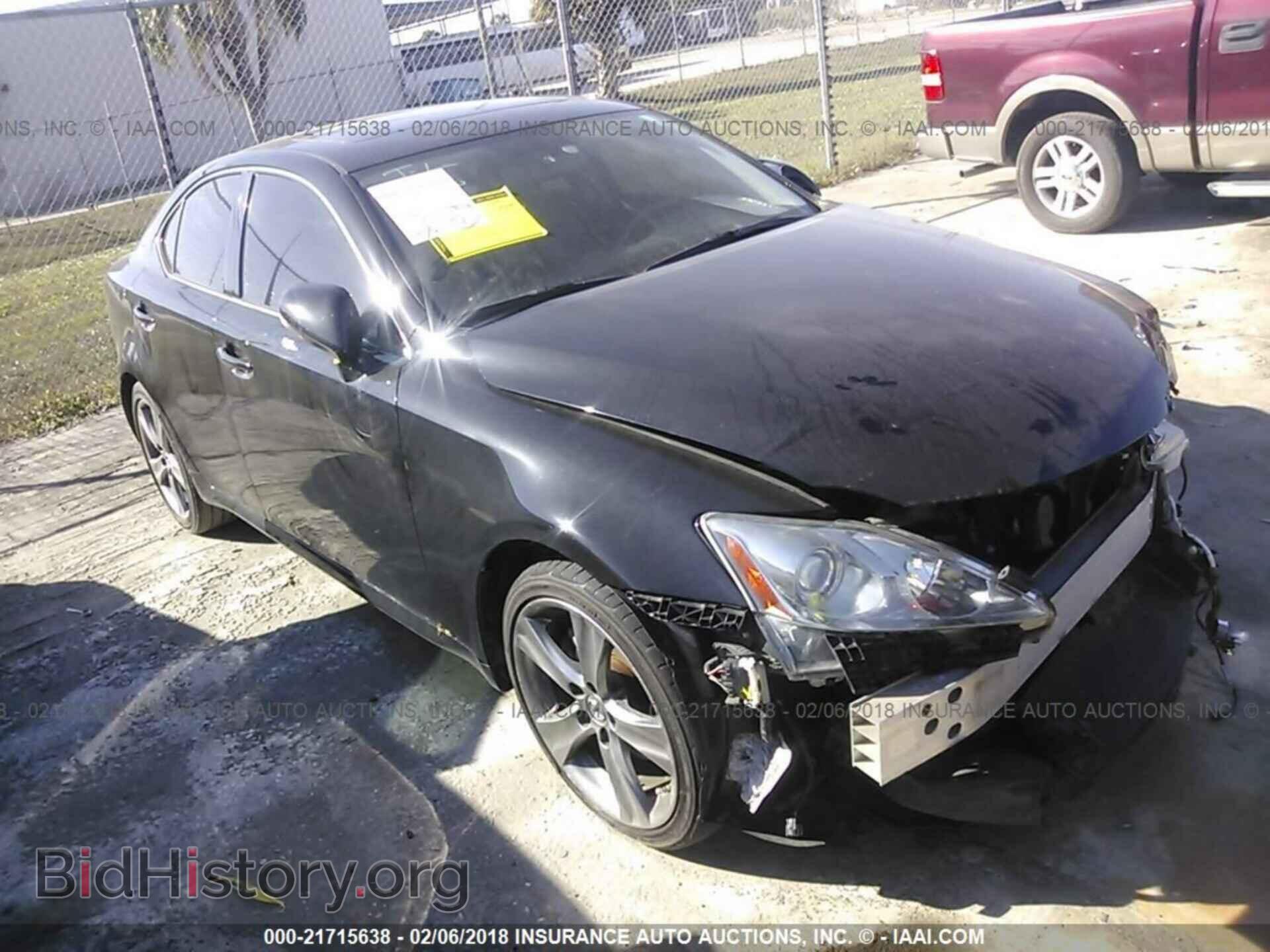 Photo JTHBF5C2XC2103063 - Lexus Is 2012