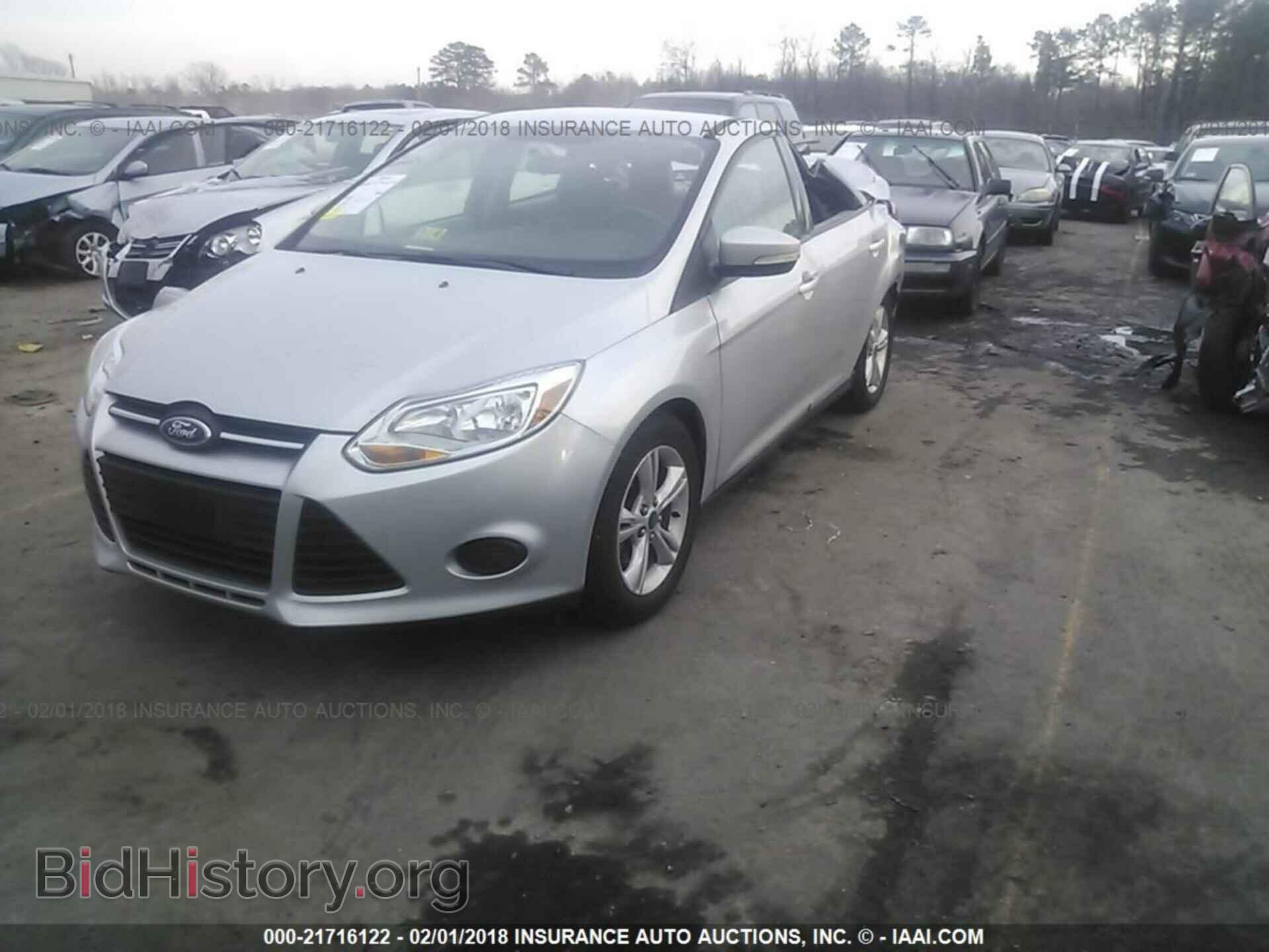 2013 Ford Focus - VIN: 1FADP3F20DL369216 - Photo 2
