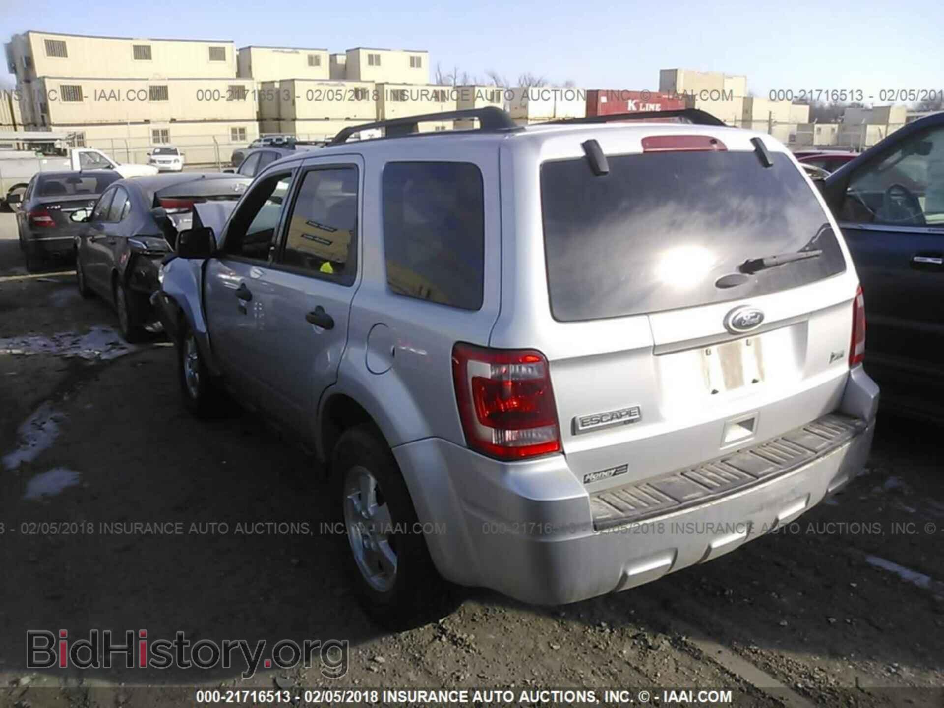 2012 Ford Escape - VIN: 1FMCU9DG1CKB56176 - Фото 3