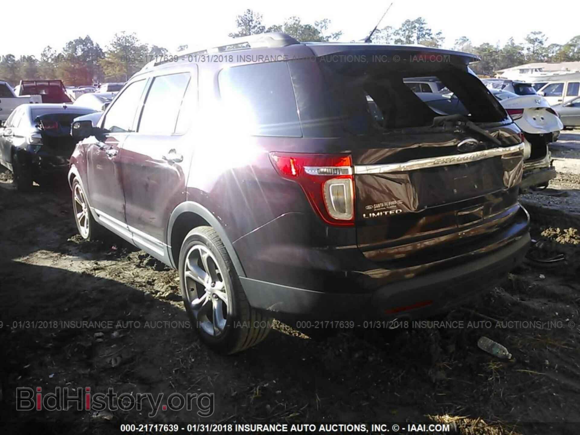 2011 Ford Explorer - VIN: 1FMHK7F85BGA61675 - Фото 3