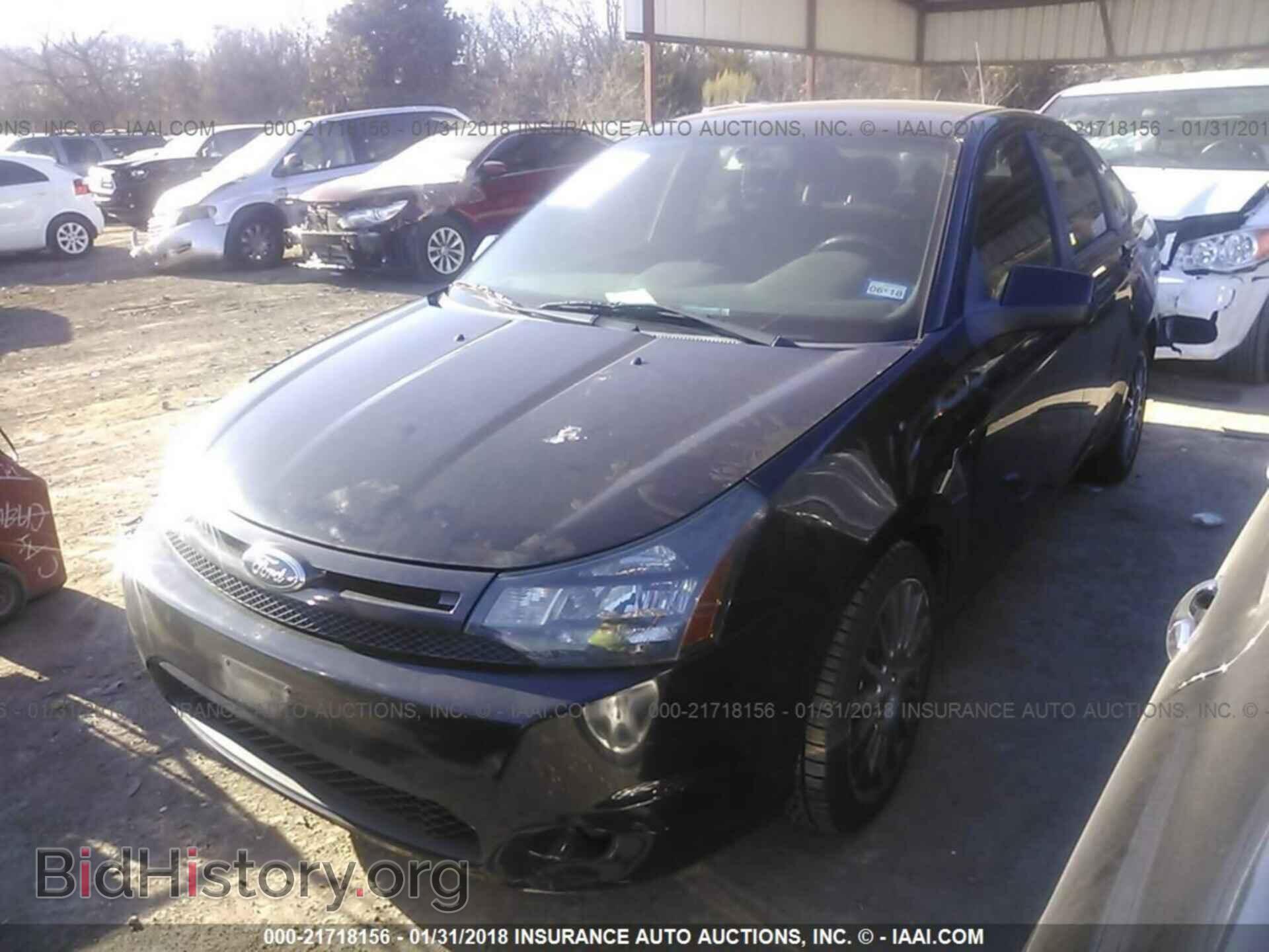 2011 Ford Focus - VIN: 1FAHP3GN5BW202064 - Photo 2