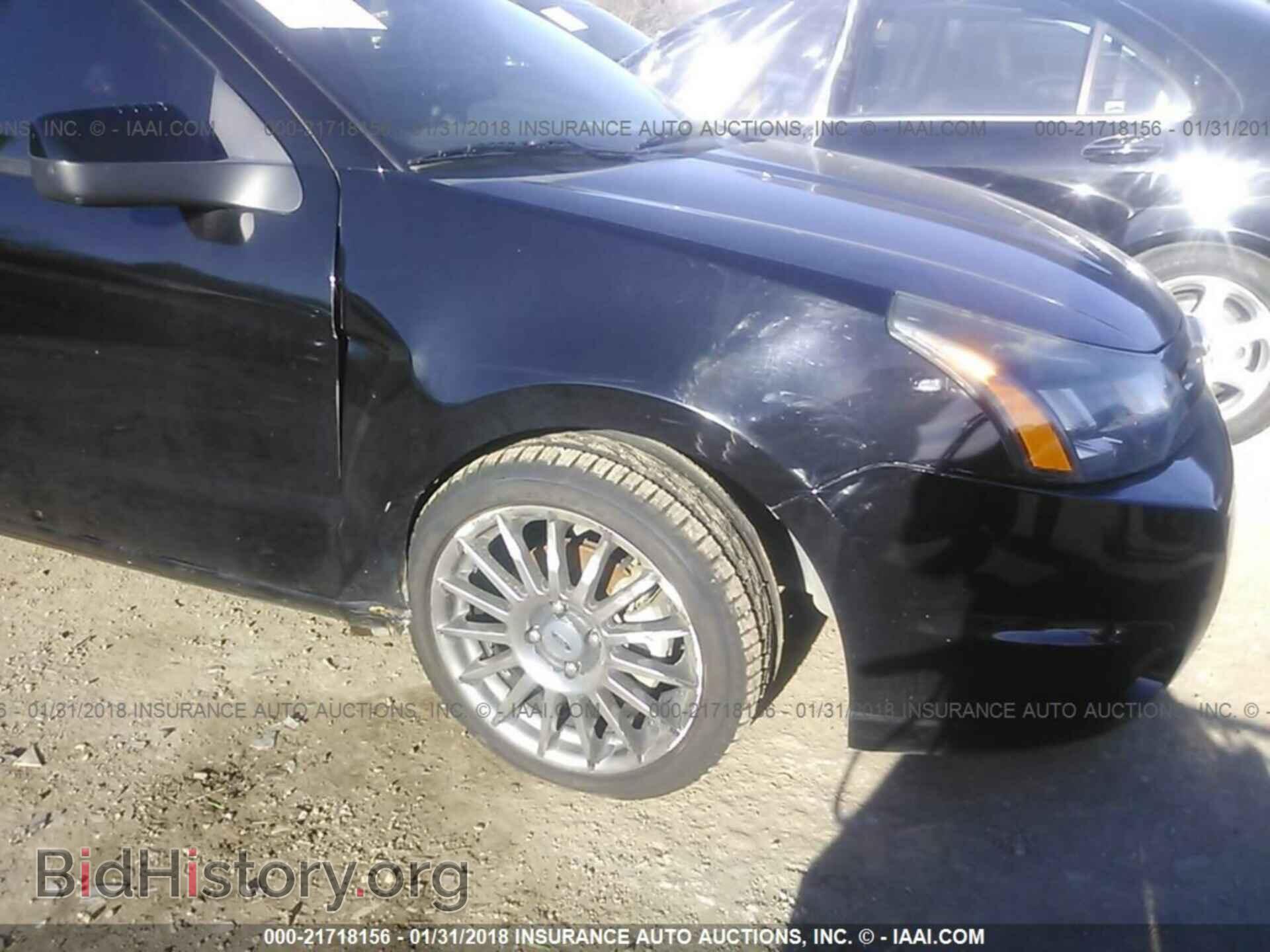 2011 Ford Focus - VIN: 1FAHP3GN5BW202064 - Photo 6