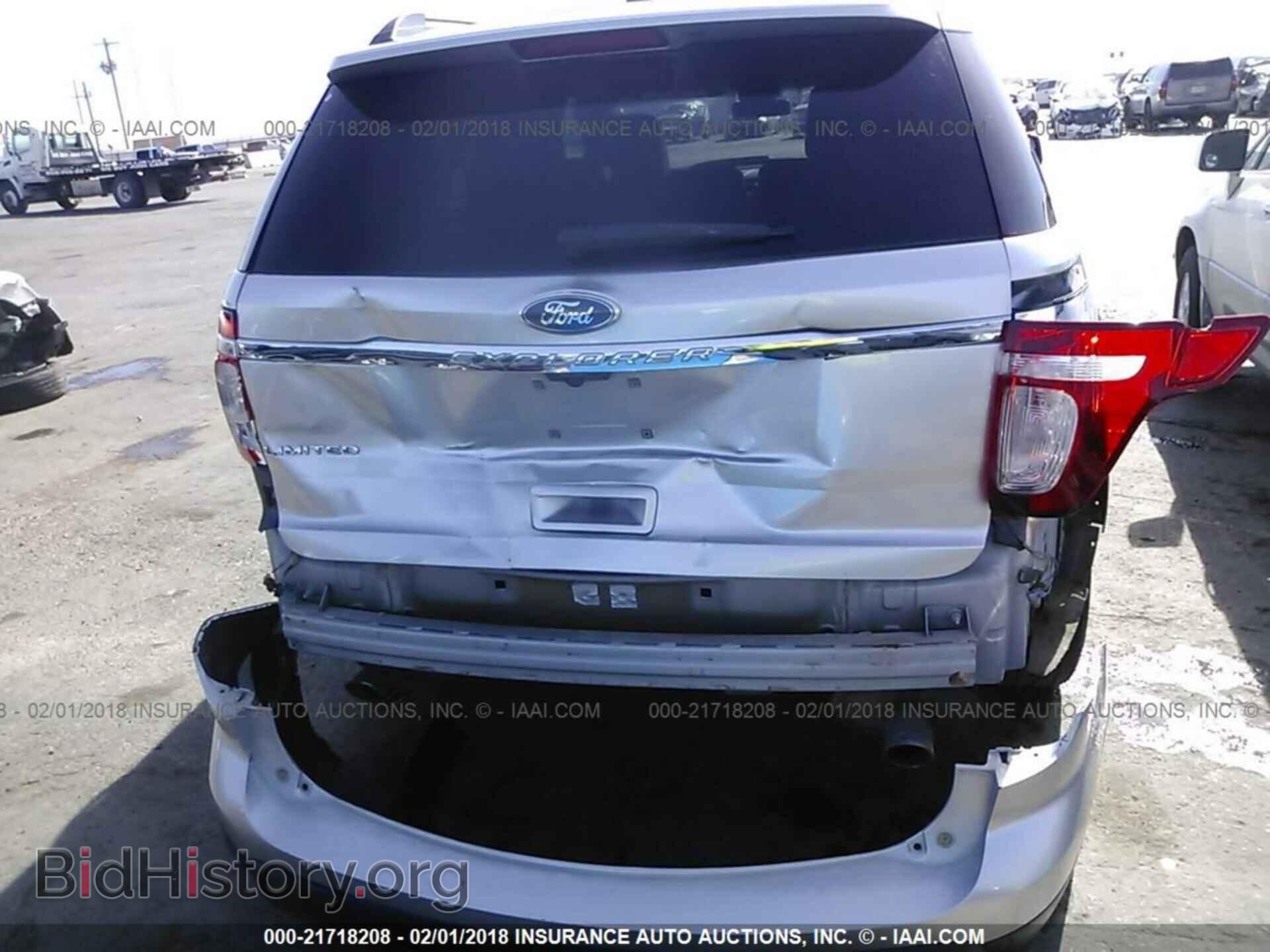 2011 Ford Explorer - VIN: 1FMHK7F86BGA12632 - Фото 6