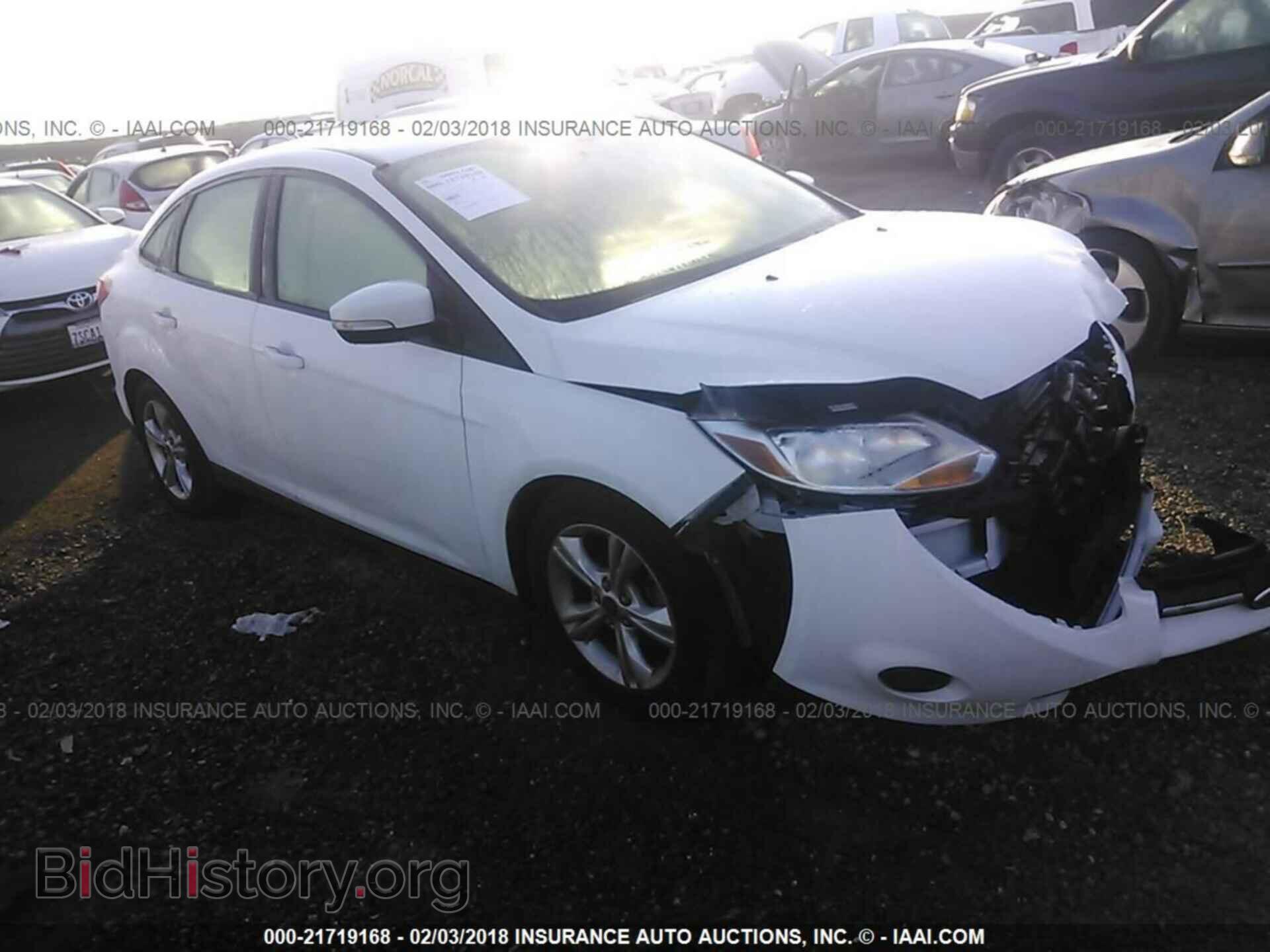 Photo 1FADP3F29EL335762 - Ford Focus 2014