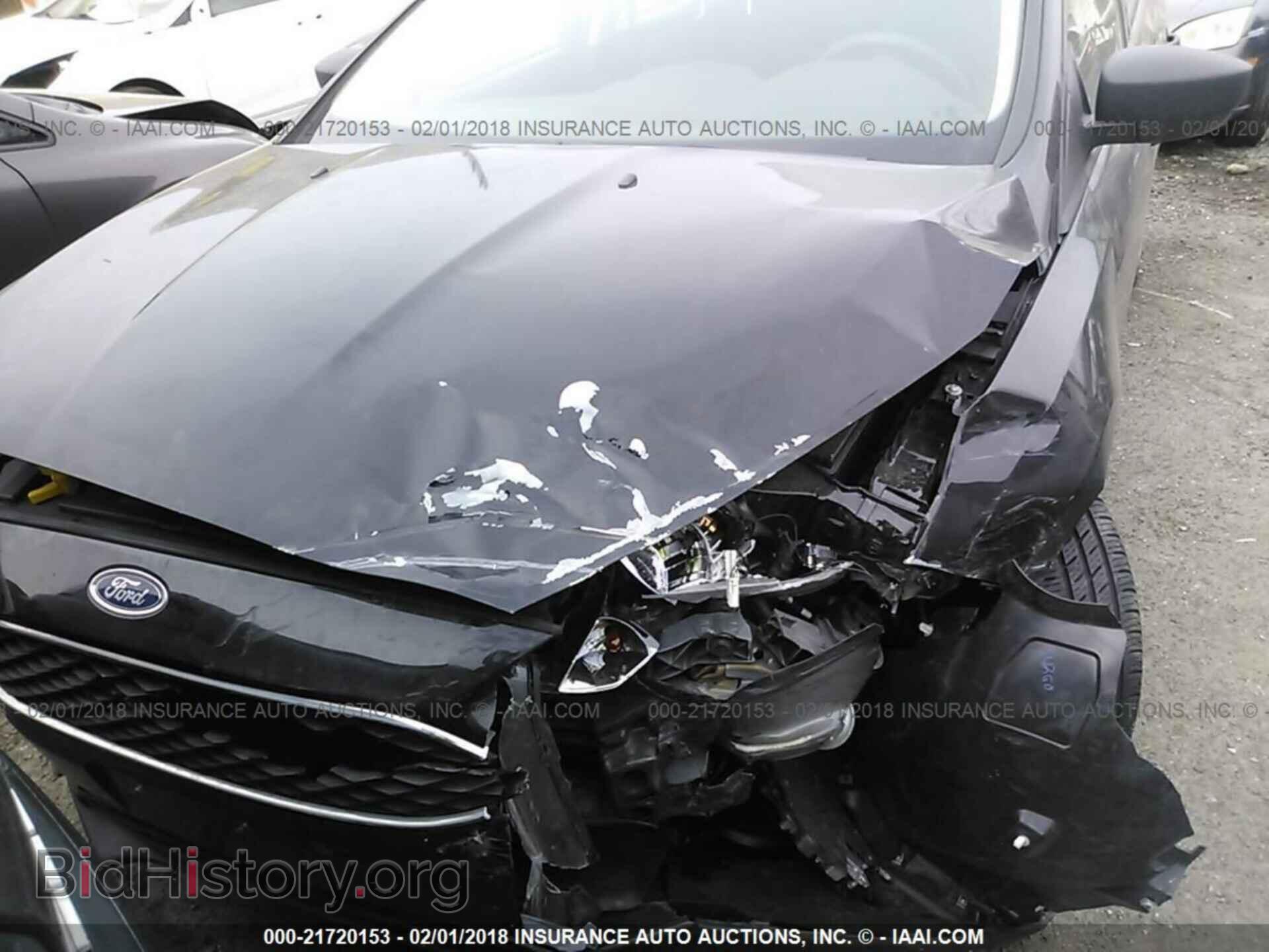 2017 Ford Focus - VIN: 1FADP3E25HL256885 - Photo 6