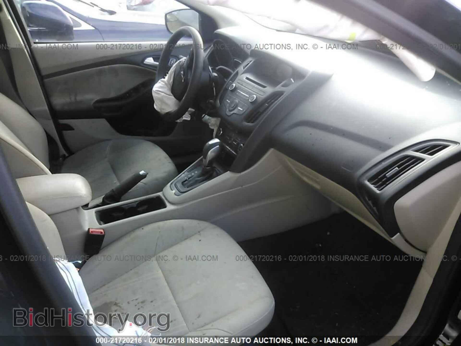 2016 Ford Focus - VIN: 1FADP3F25GL280049 - Photo 5