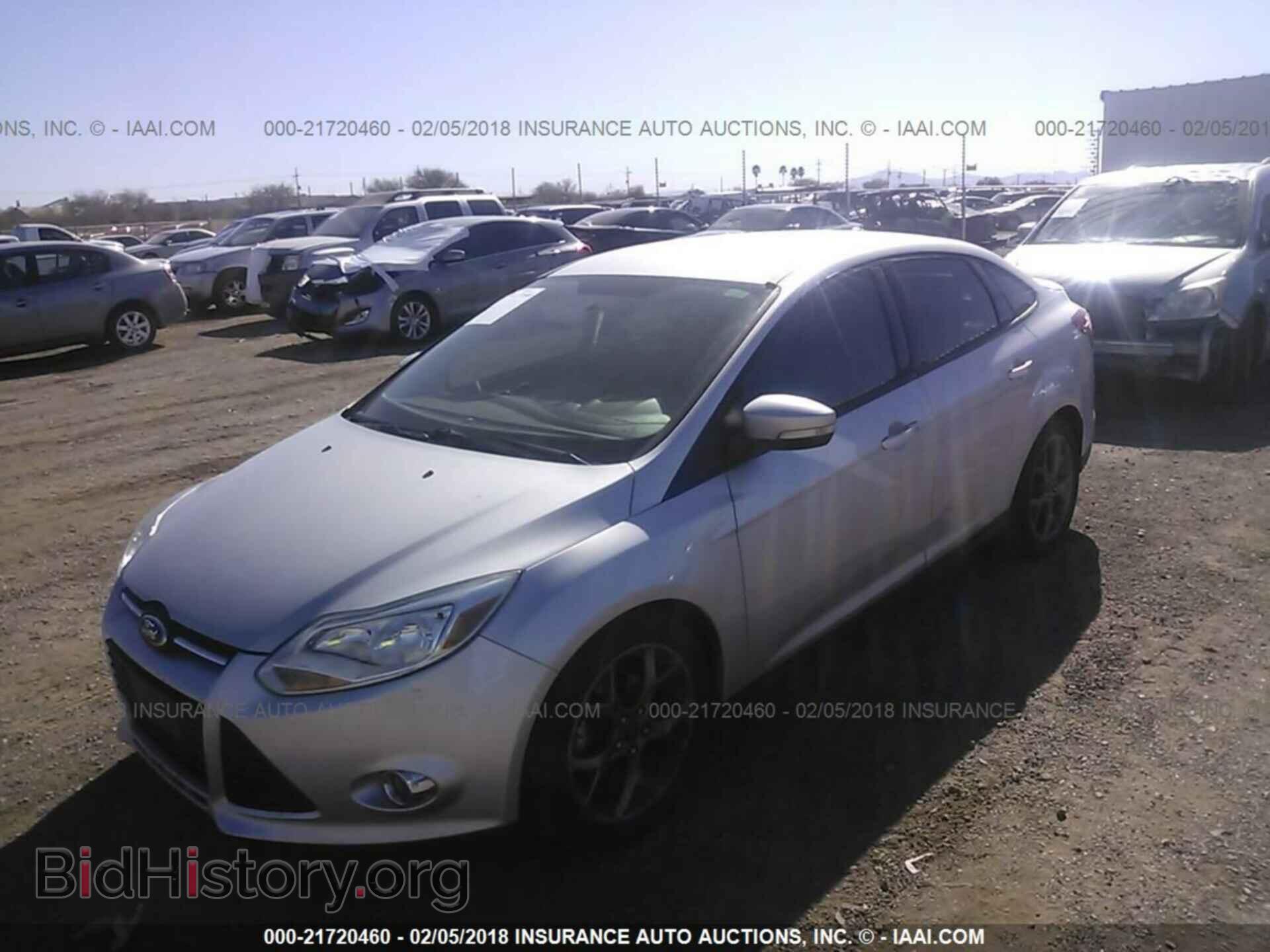 2013 Ford Focus - VIN: 1FADP3F23DL319443 - Фото 2