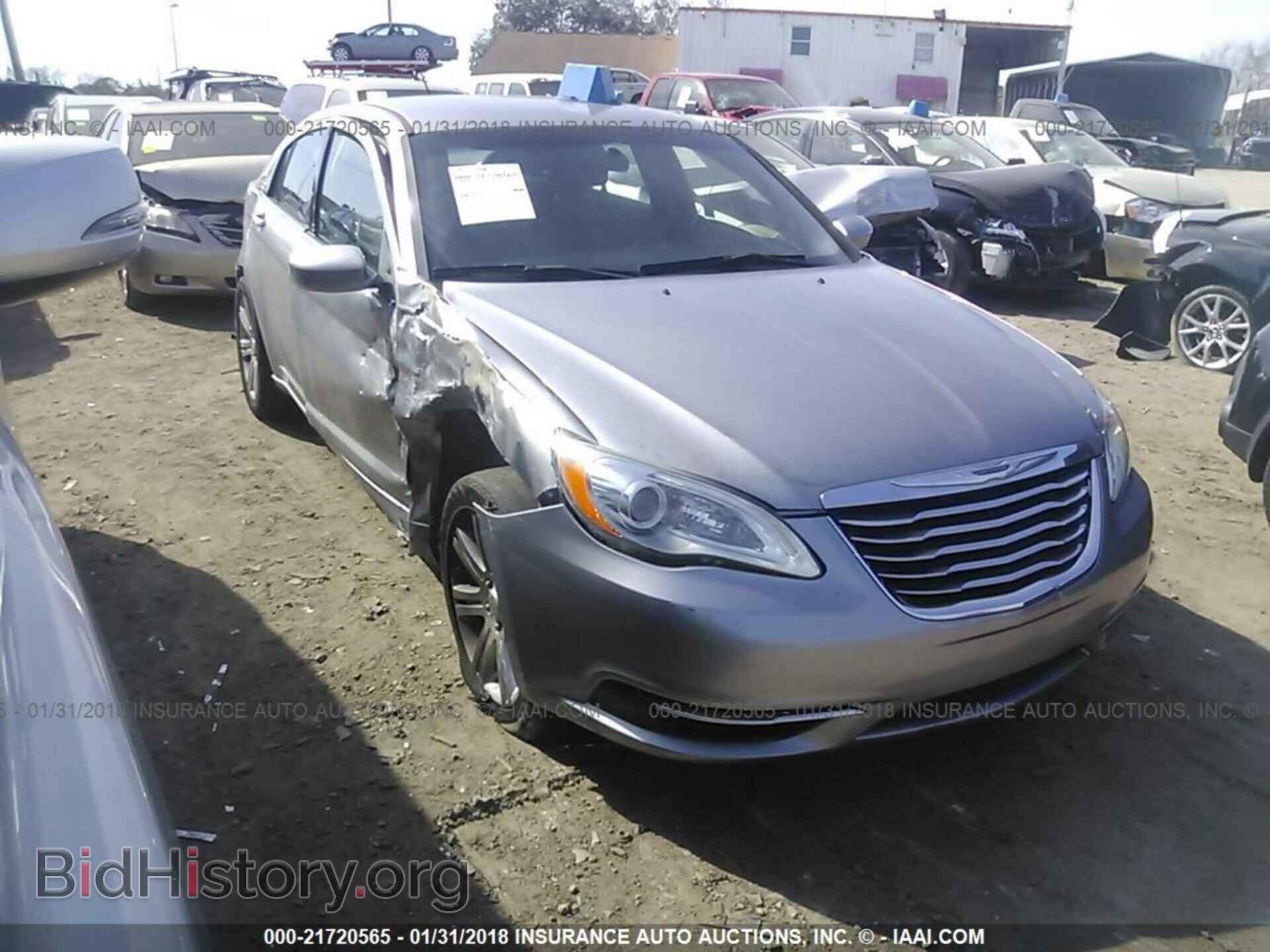 Photo 1C3CCBBB1DN695939 - Chrysler 200 2013