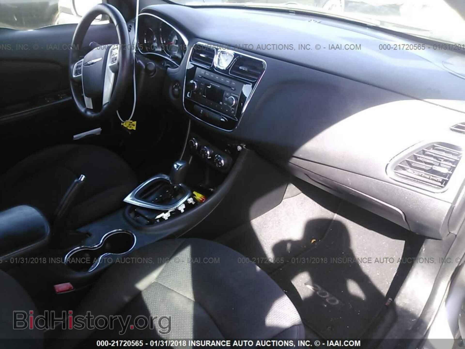 2013 Chrysler 200 - VIN: 1C3CCBBB1DN695939 - Фото 5