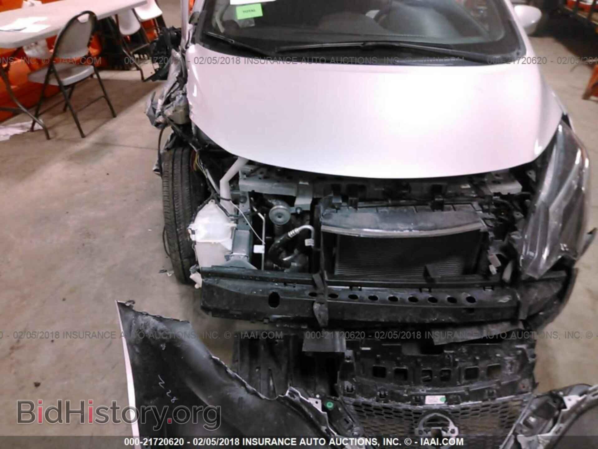 2017 Nissan Versa note - VIN: 3N1CE2CPXHL368951 - Photo 6