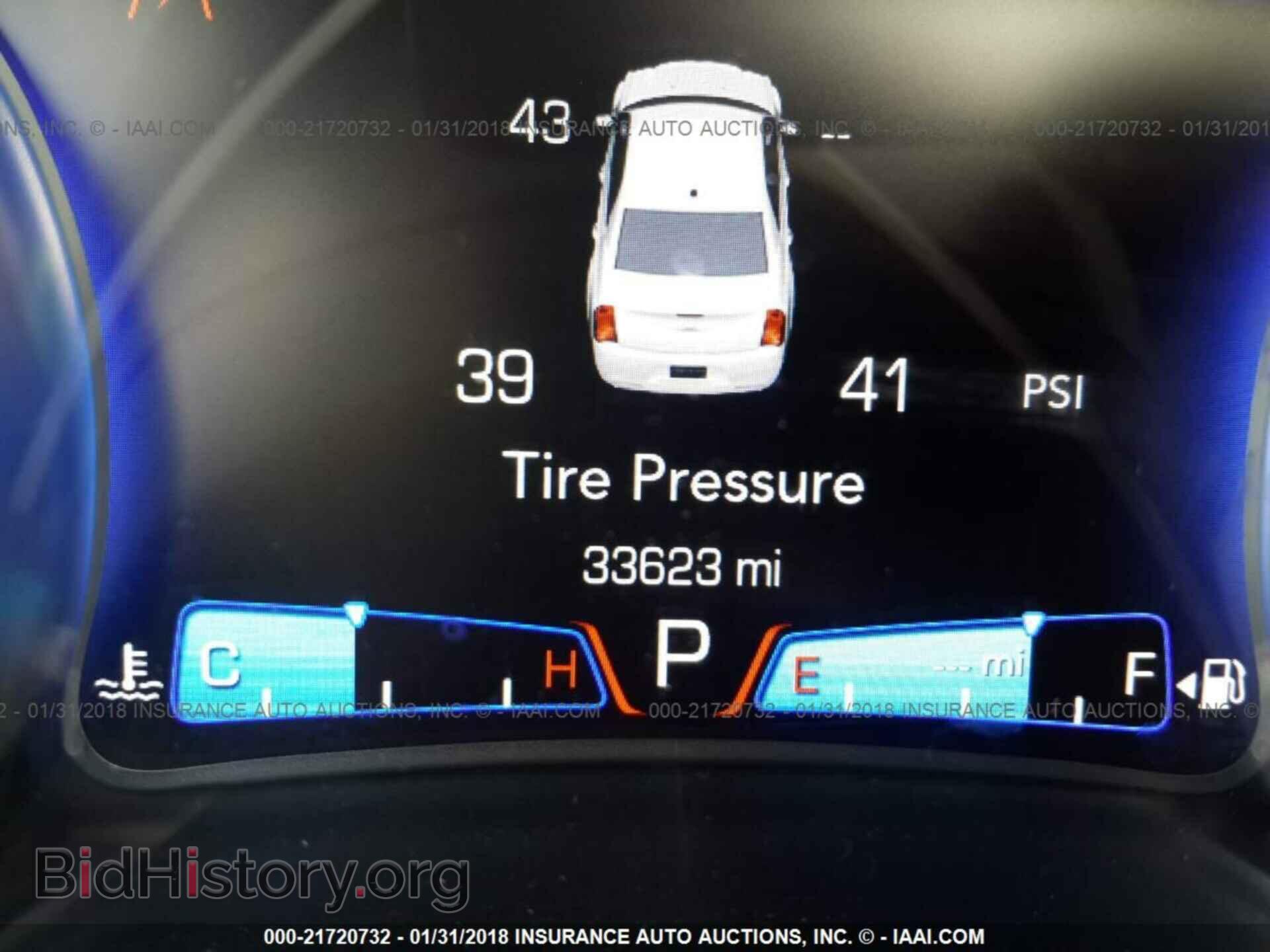 2017 Chrysler 300c - VIN: 2C3CCAEG2HH549775 - Фото 7