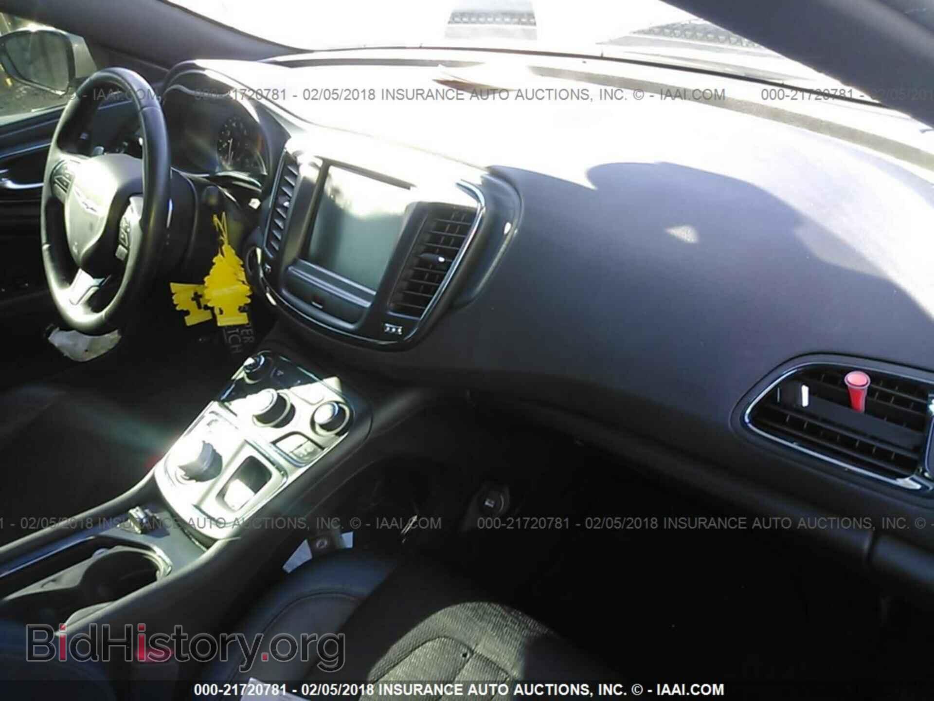 2015 Chrysler 200 - VIN: 1C3CCCBB2FN568657 - Photo 5