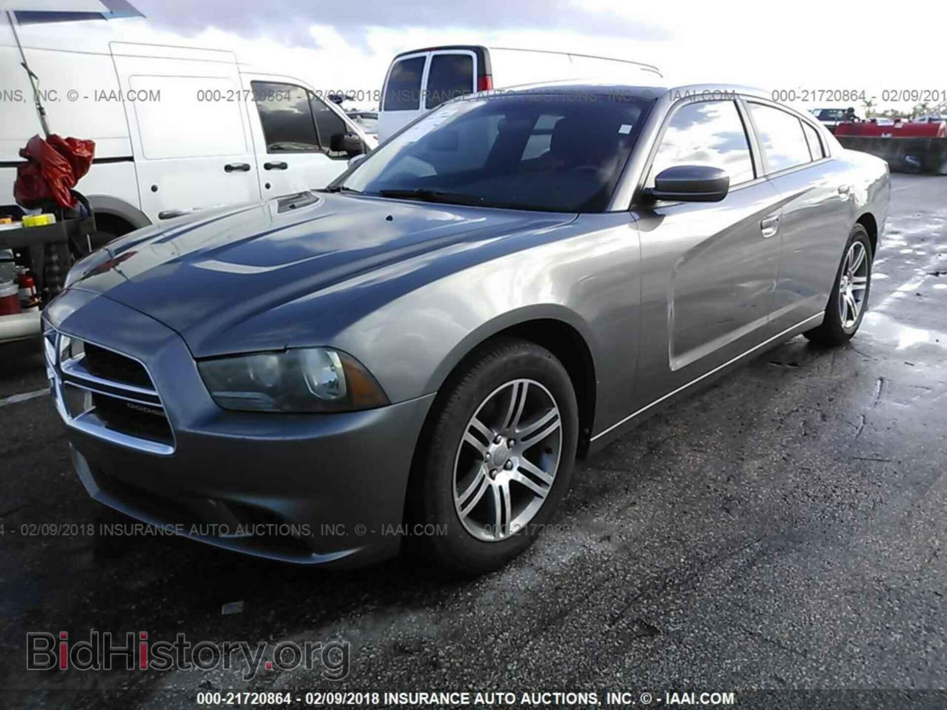 2012 Dodge Charger - VIN: 2C3CDXATXCH226778 - Фото 2