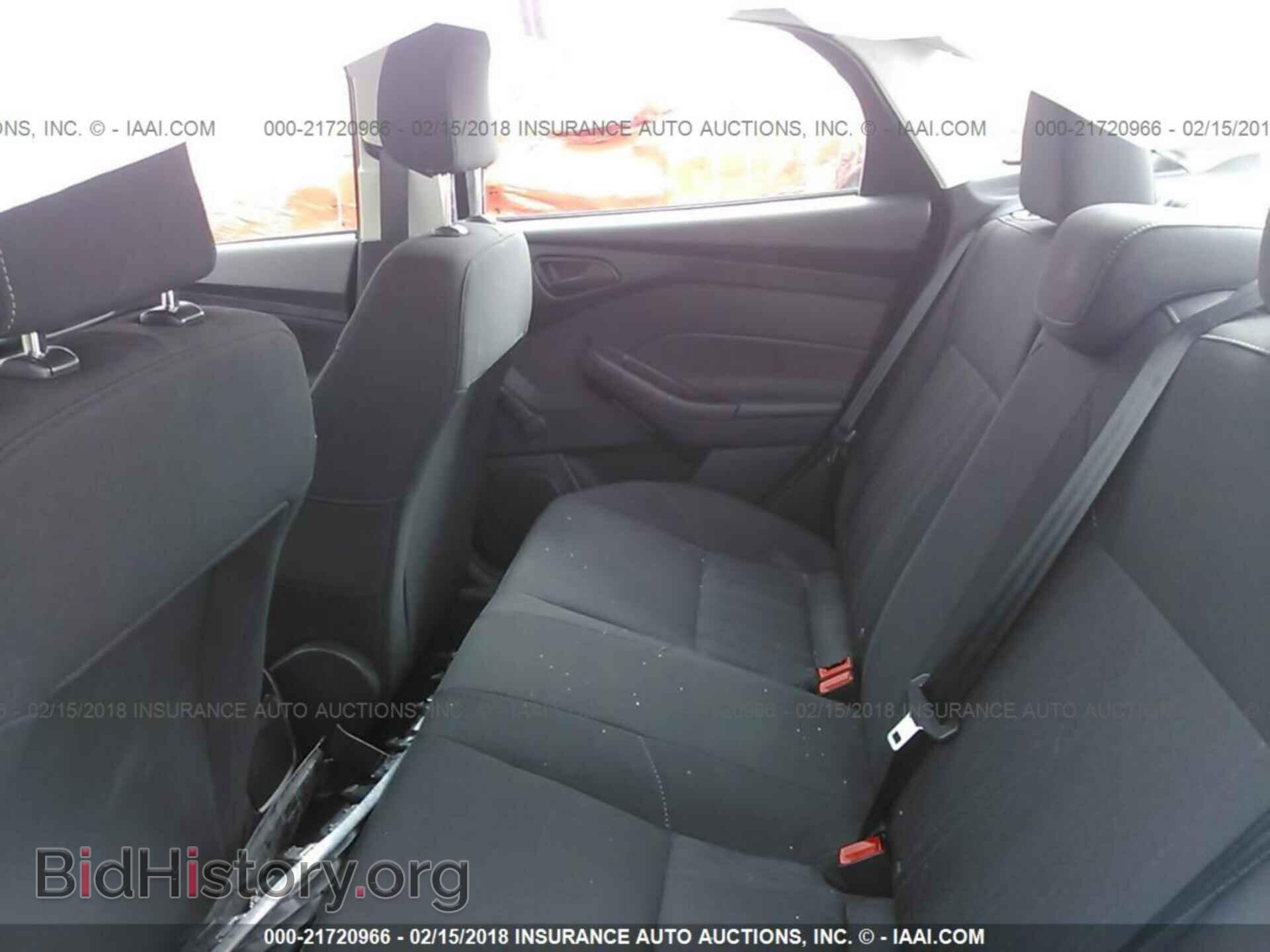 2017 Ford Focus - VIN: 1FADP3E28HL337587 - Photo 8