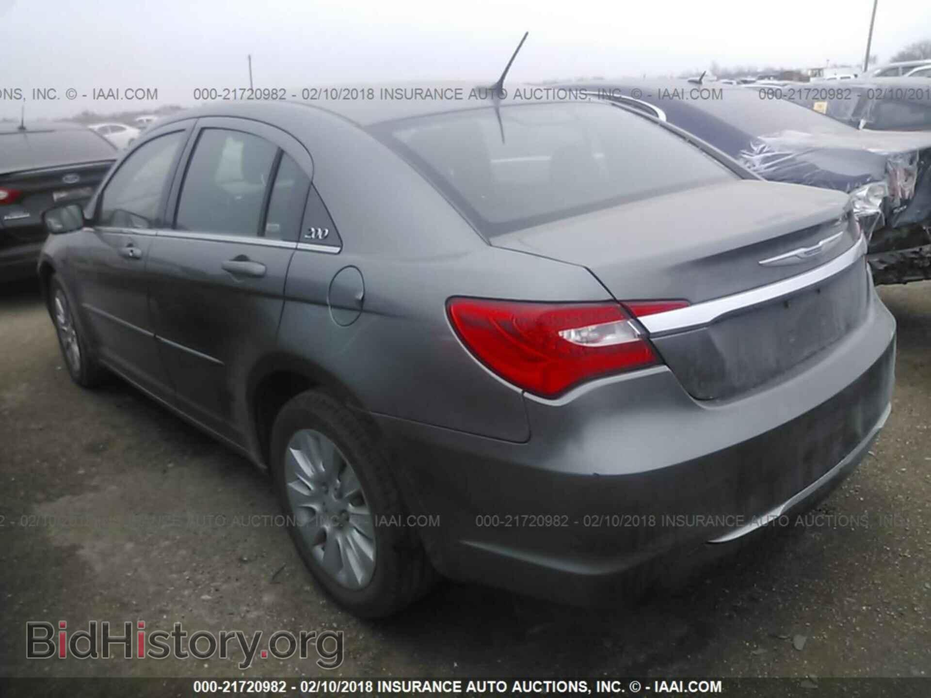 2012 Chrysler 200 - VIN: 1C3CCBAB9CN205361 - Фото 3