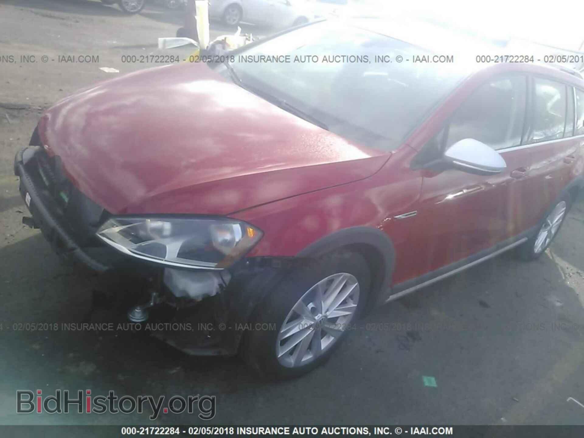 2017 Volkswagen Golf - VIN: 3VWH17AU7HM521202 - Фото 2