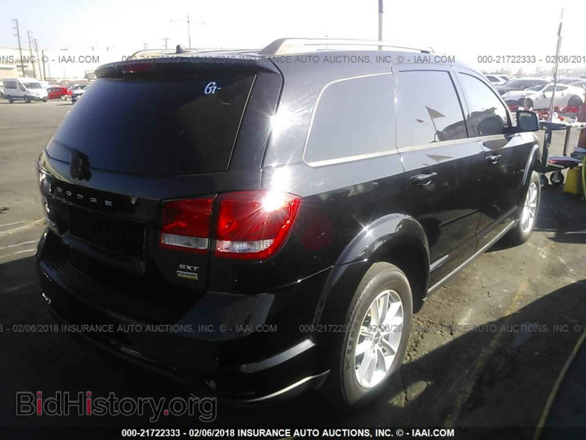 2015 Dodge Journey - VIN: 3C4PDCBG7FT743006 - Photo 4