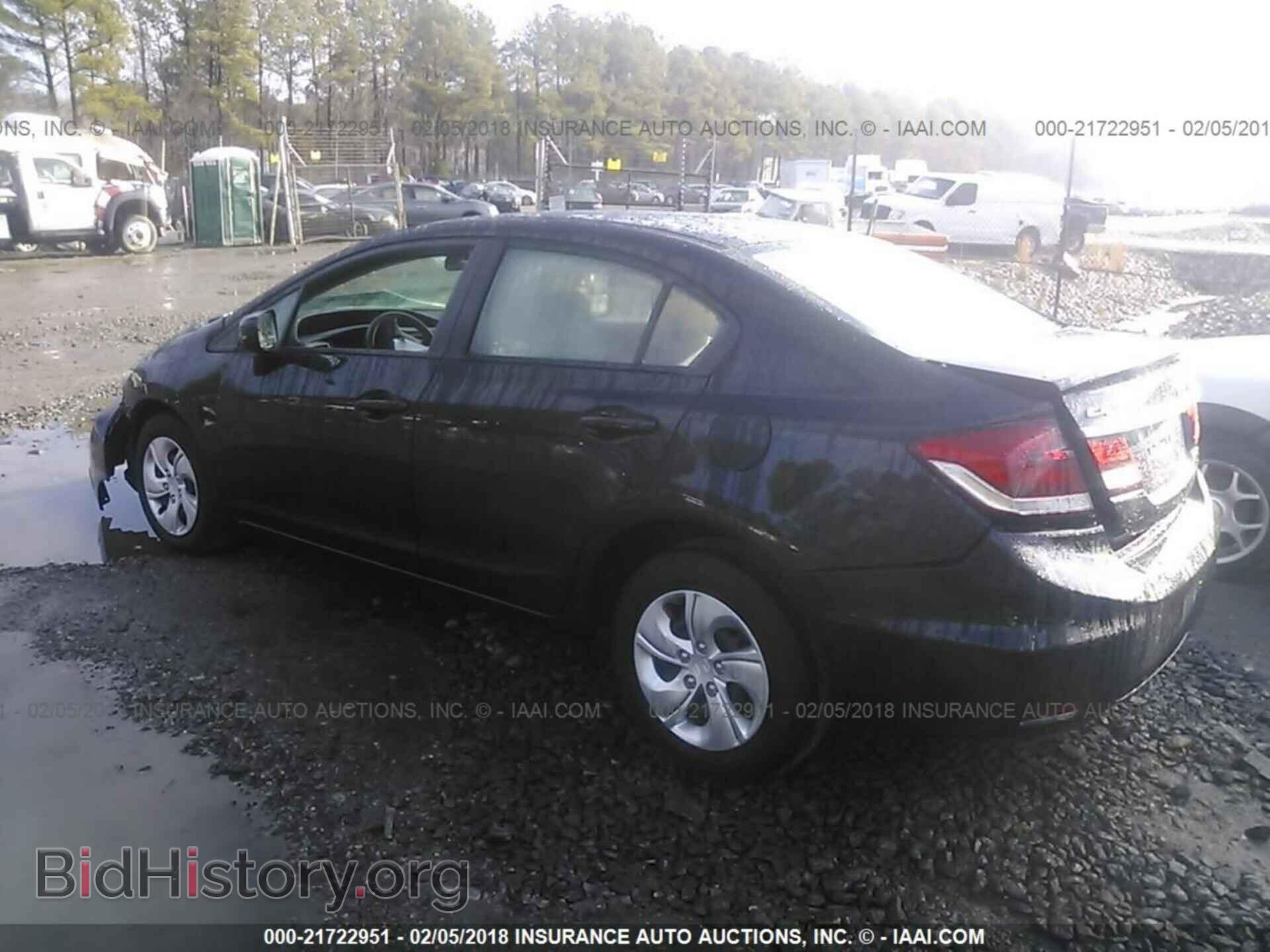 2014 Honda Civic - VIN: 19XFB2F58EE264567 - Photo 3