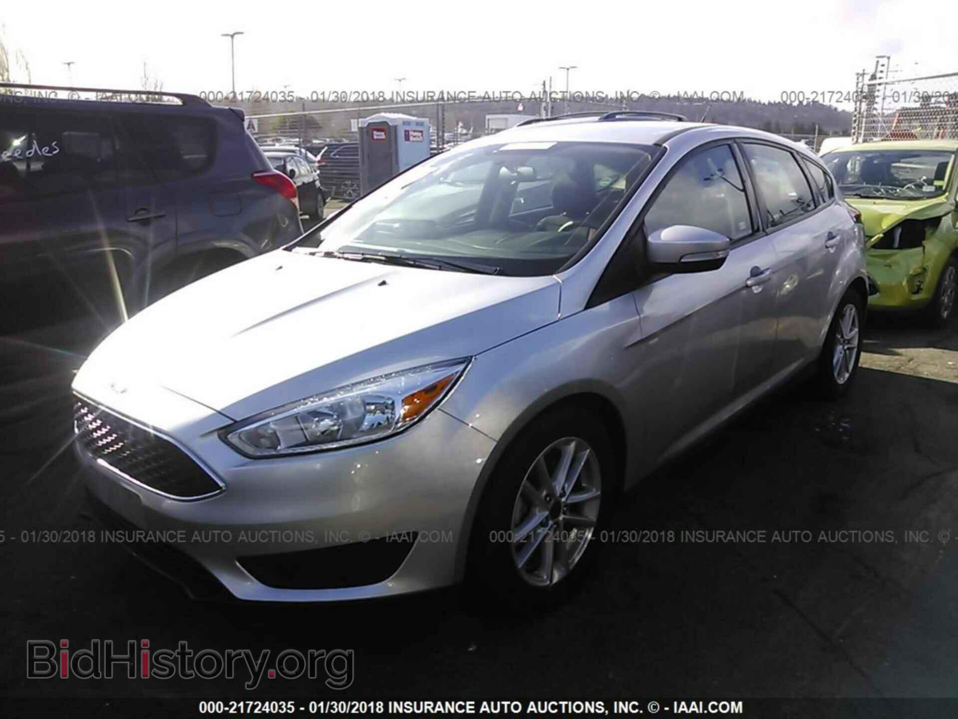 2017 Ford Focus - VIN: 1FADP3K25HL278521 - Photo 2