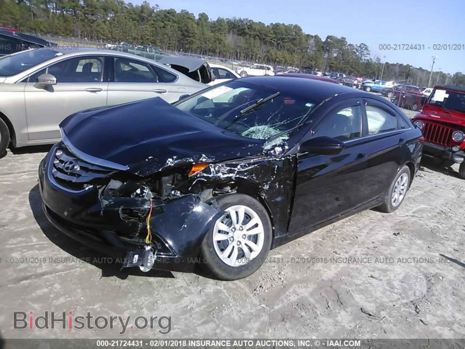 2012 Hyundai Sonata - VIN: 5NPEB4AC5CH334256 - Фото 2