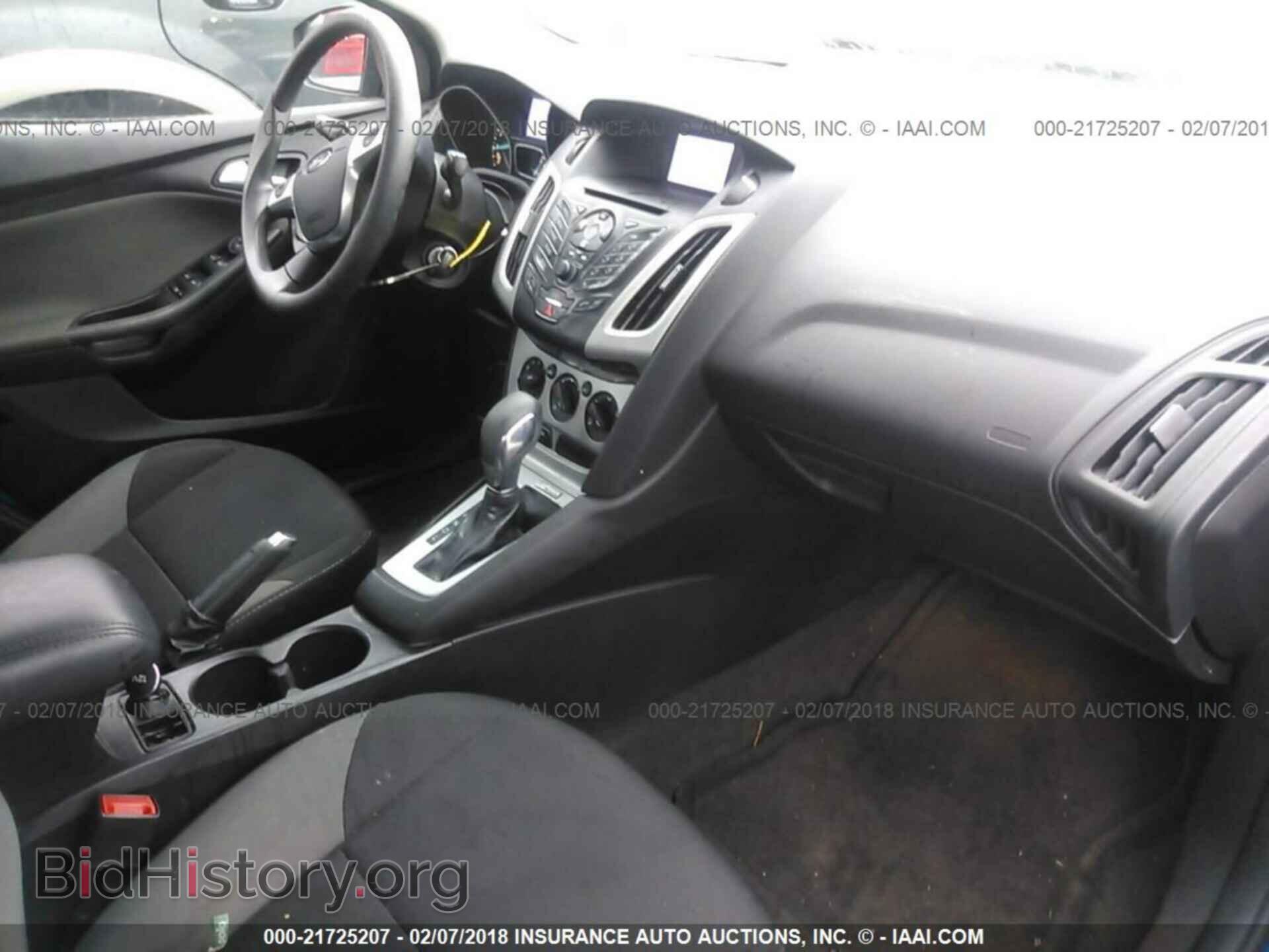 2014 Ford Focus - VIN: 1FADP3F21EL285651 - Photo 5