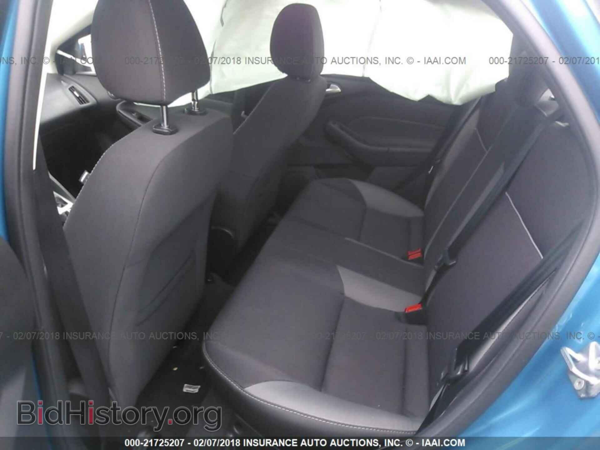 2014 Ford Focus - VIN: 1FADP3F21EL285651 - Photo 8