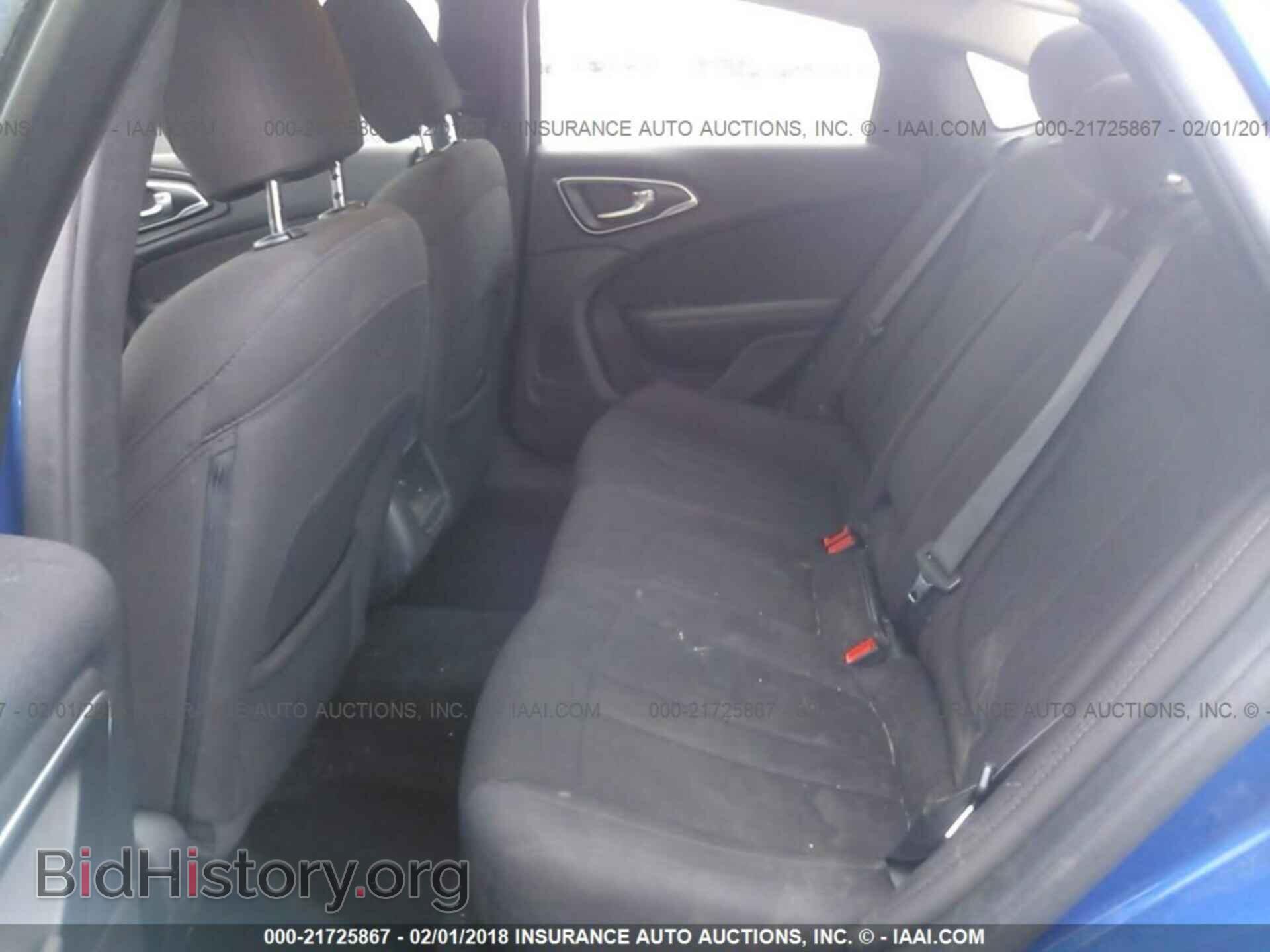 2016 Chrysler 200 - VIN: 1C3CCCAB1GN129033 - Photo 8