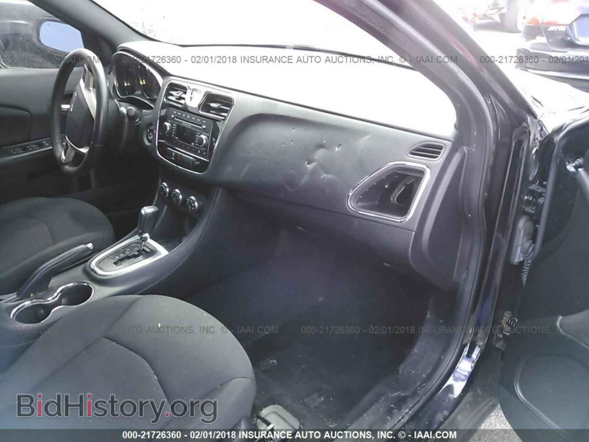2014 Chrysler 200 - VIN: 1C3CCBBG2EN192126 - Фото 5