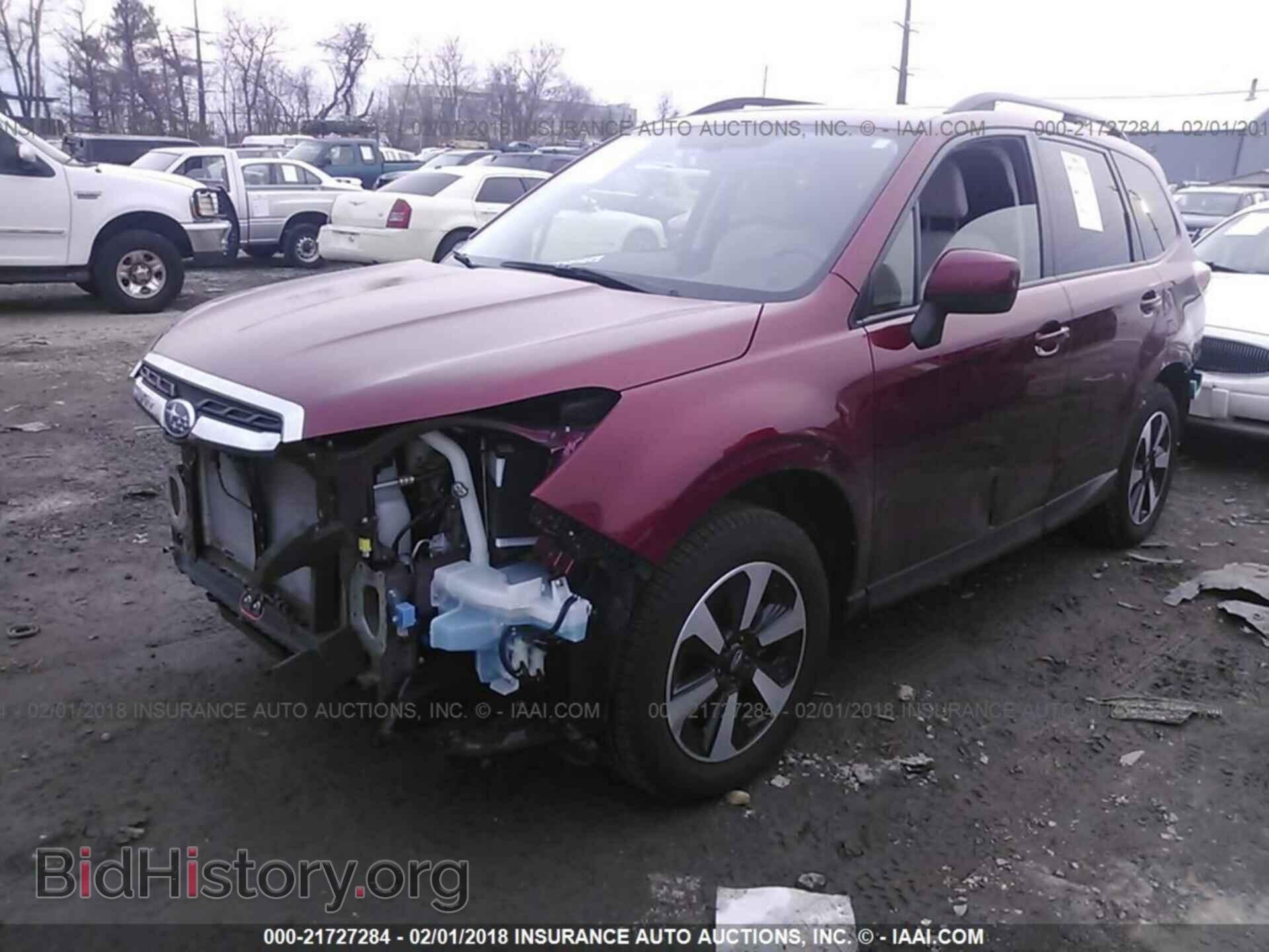2017 Subaru Forester - VIN: JF2SJAEC8HG483675 - Photo 2
