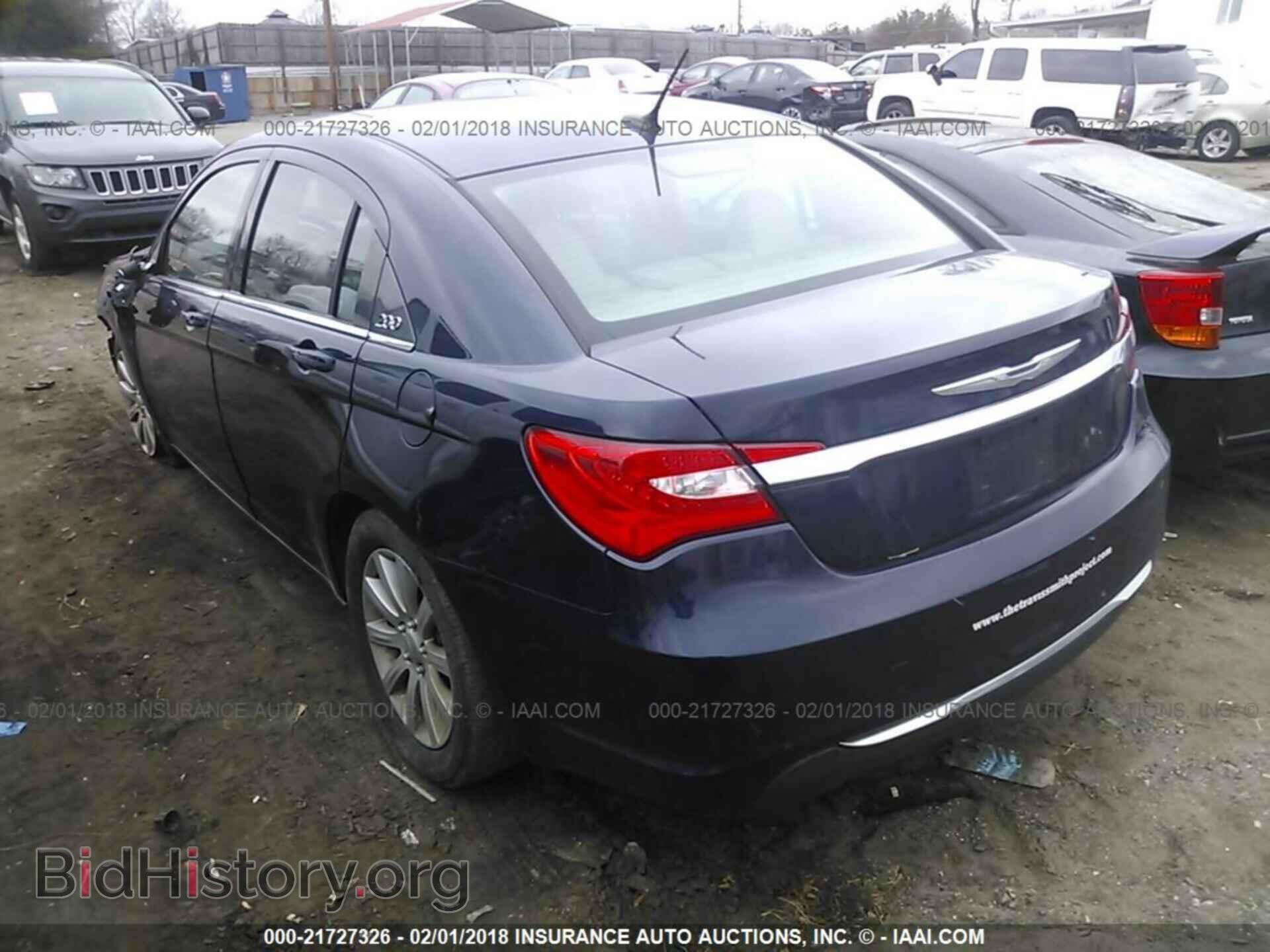 2013 Chrysler 200 - VIN: 1C3CCBBB5DN593589 - Photo 3