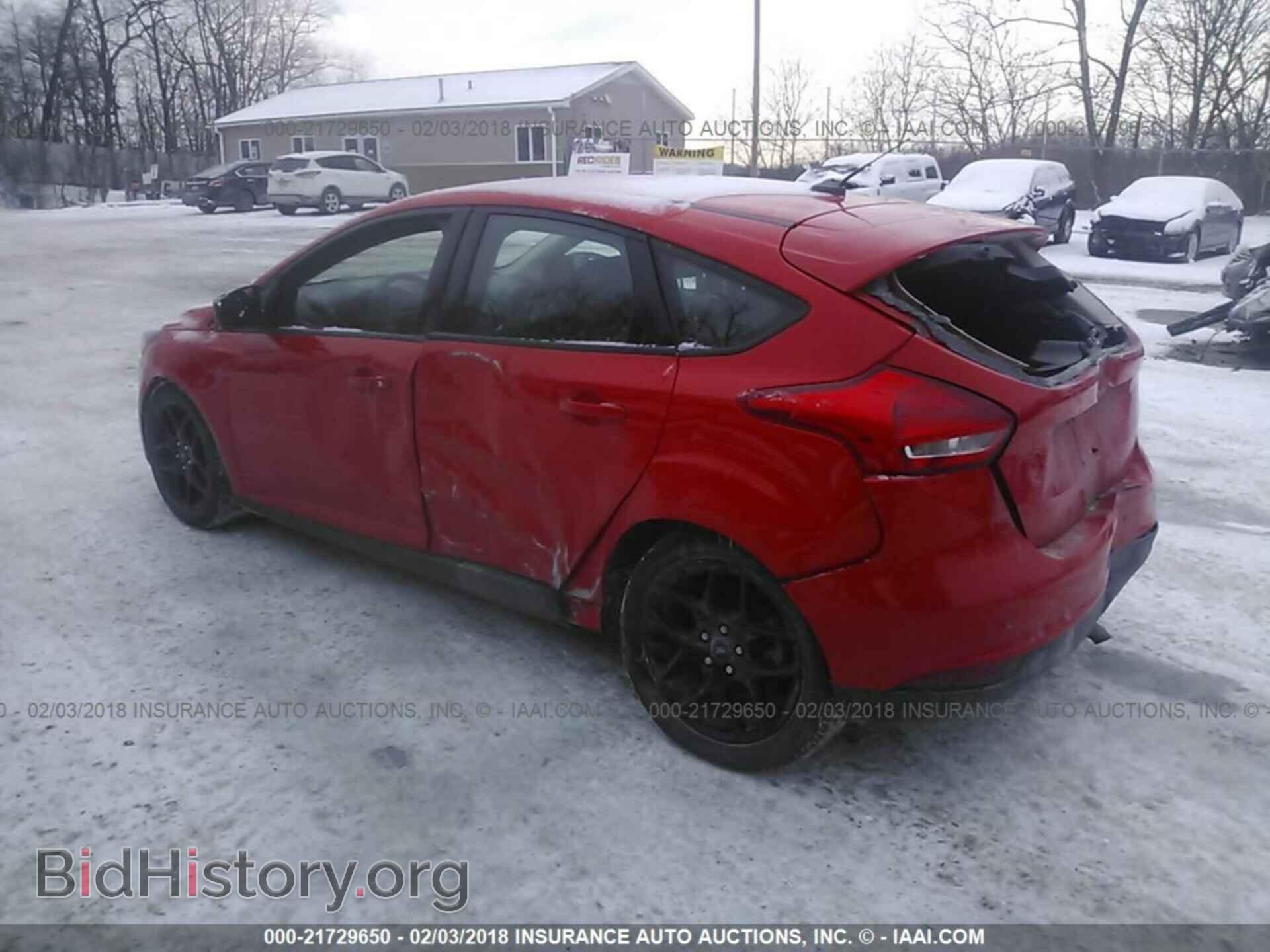 2016 Ford Focus - VIN: 1FADP3K24GL321907 - Фото 3