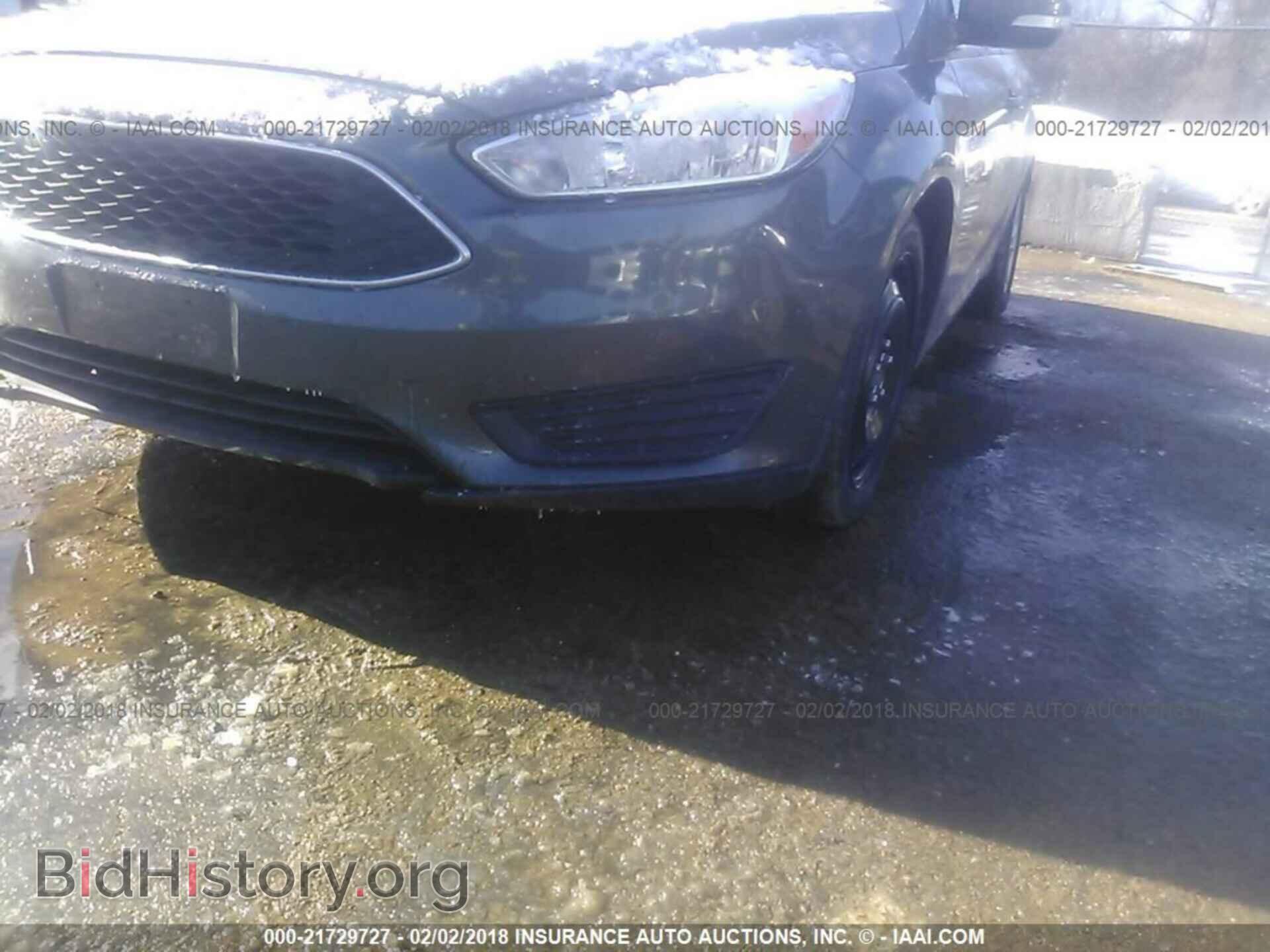 2017 Ford Focus - VIN: 1FADP3K22HL291002 - Photo 6