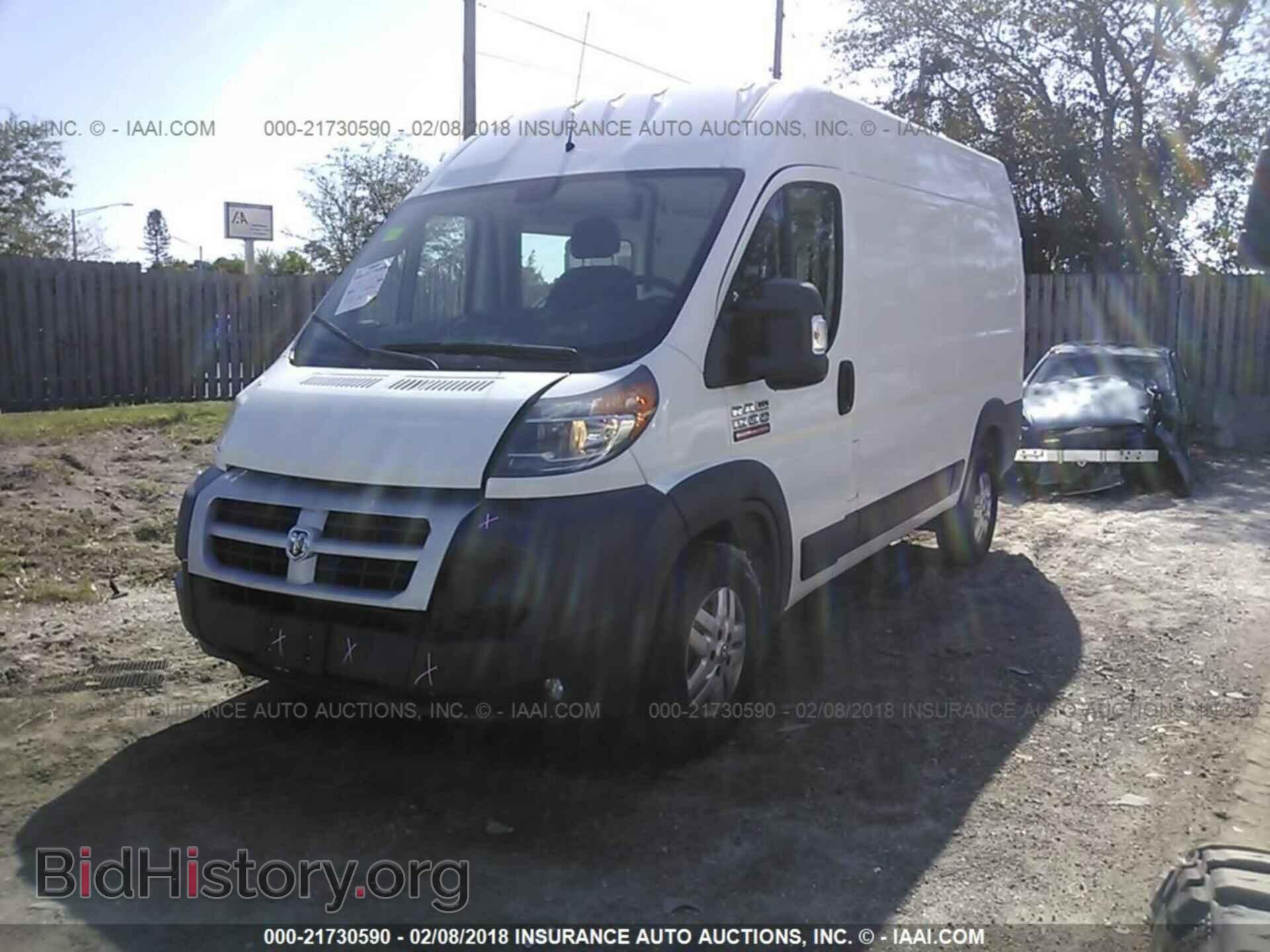 2014 Ram Promaster 1500 - VIN: 3C6TRVBGXEE103684 - Фото 2