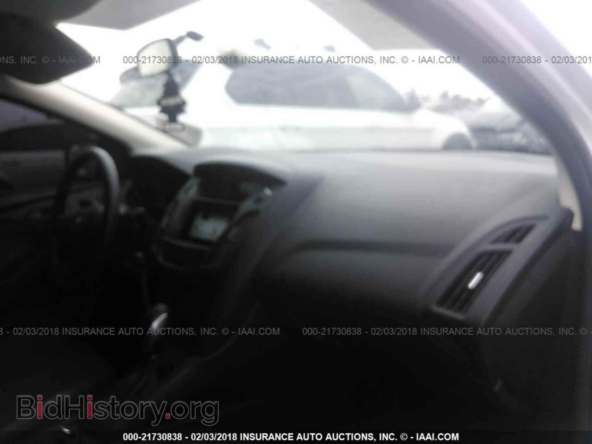 2014 Ford Focus - VIN: 1FADP3E23EL177078 - Photo 5