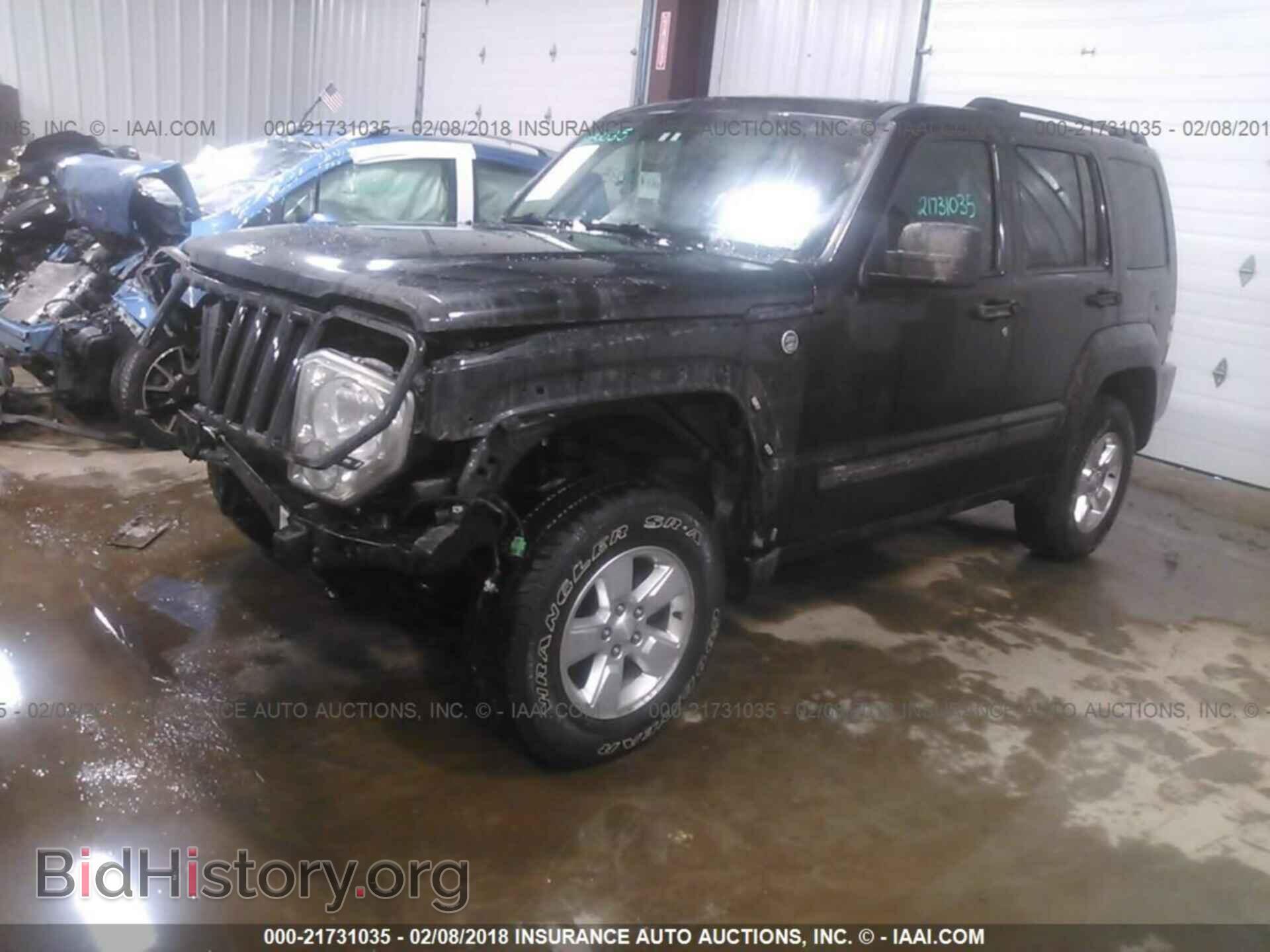 2012 Jeep Liberty - VIN: 1C4PJMAK3CW111534 - Фото 2