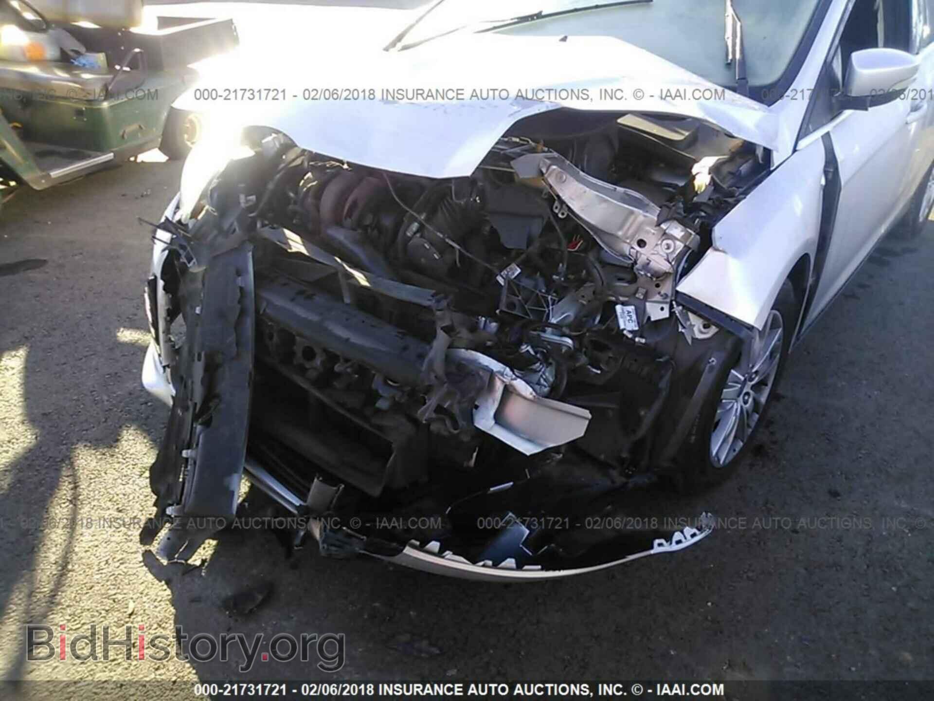 2012 Ford Focus - VIN: 1FAHP3H26CL185184 - Photo 6