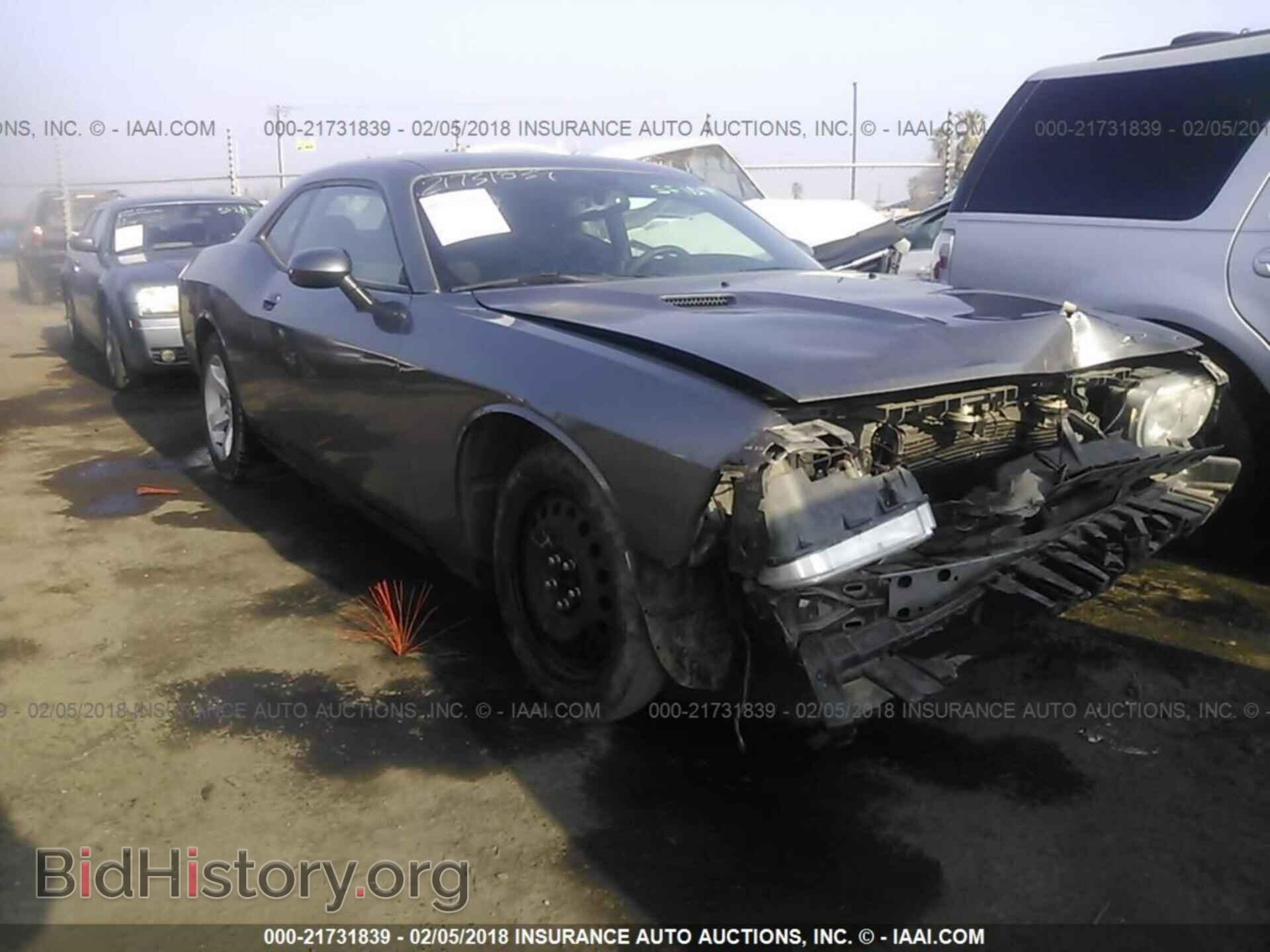 Photo 2C3CDYAG0CH226023 - Dodge Challenger 2012