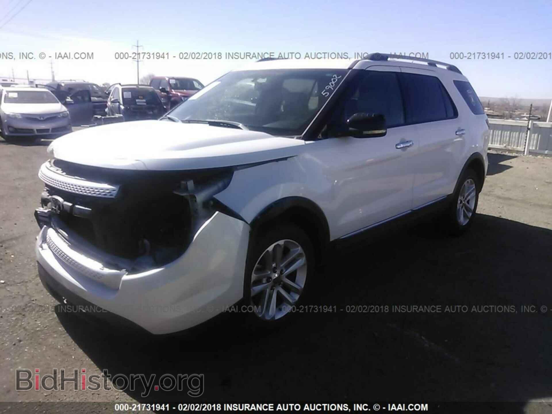 2011 Ford Explorer - VIN: 1FMHK7D85BGA93139 - Фото 2