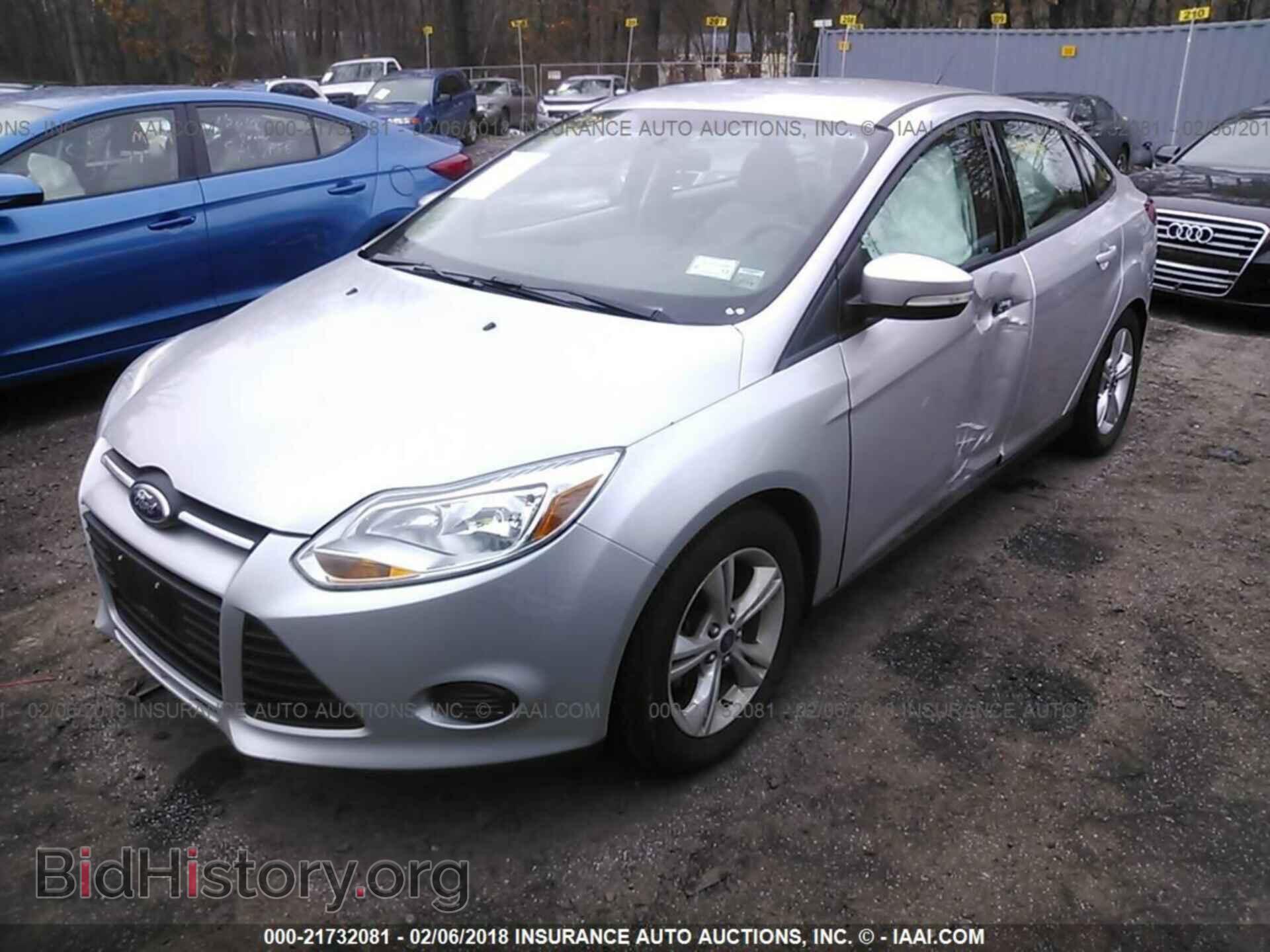 2014 Ford Focus - VIN: 1FADP3F27EL188602 - Фото 2